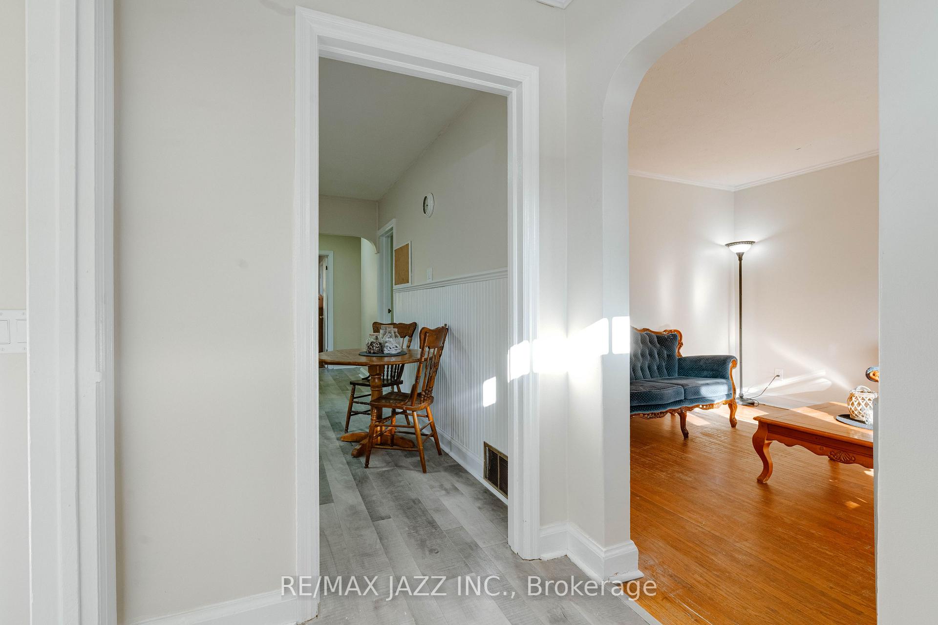 Photo 4 of 101 Luke Street, Oshawa, O'Neill — HOMEH