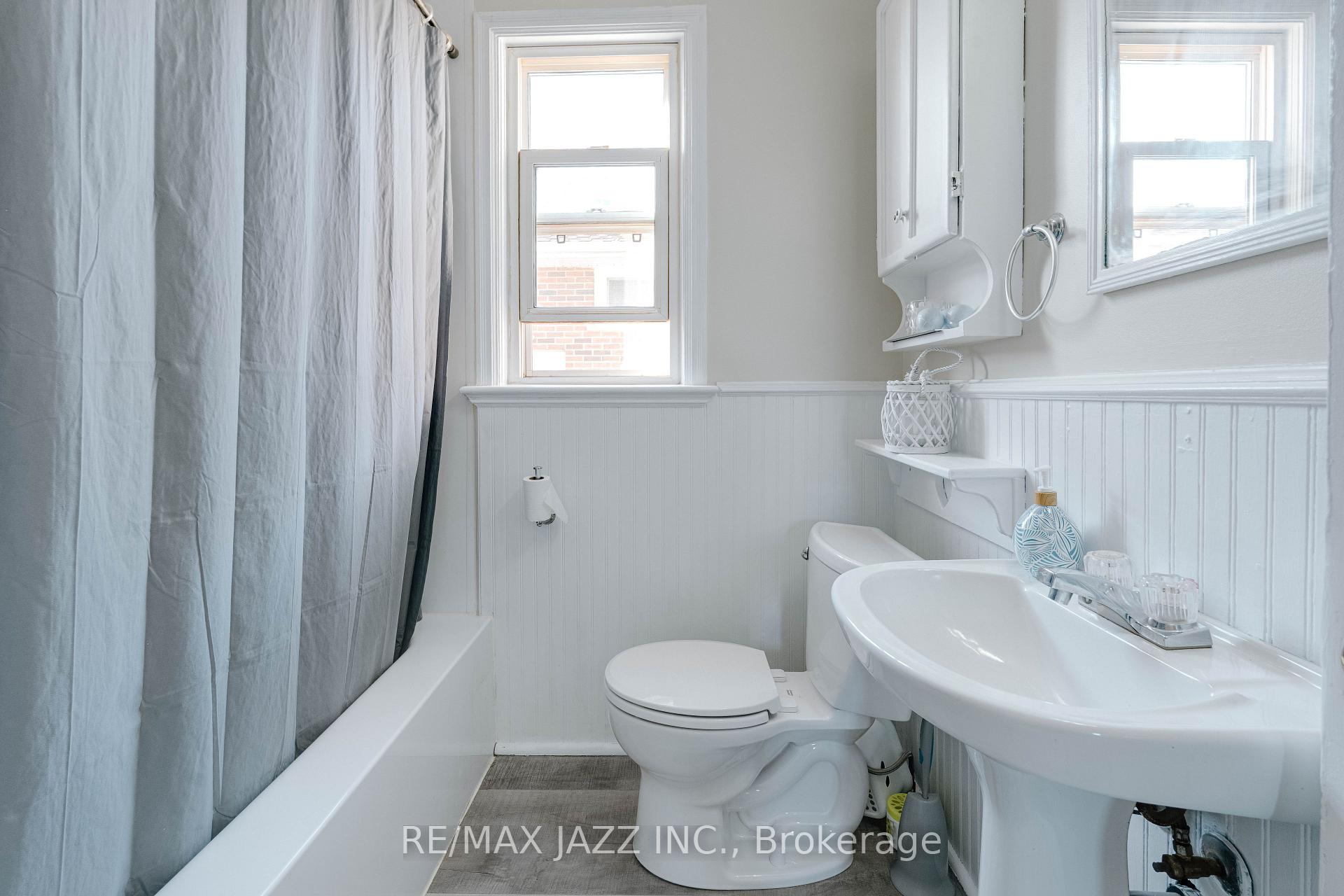 Photo 18 of 101 Luke Street, Oshawa, O'Neill — HOMEH