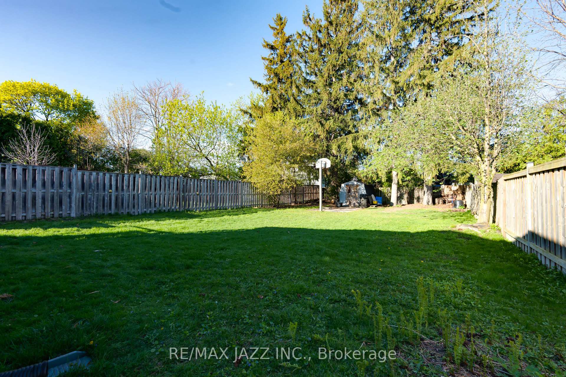 Photo 27 of 101 Luke Street, Oshawa, O'Neill — HOMEH
