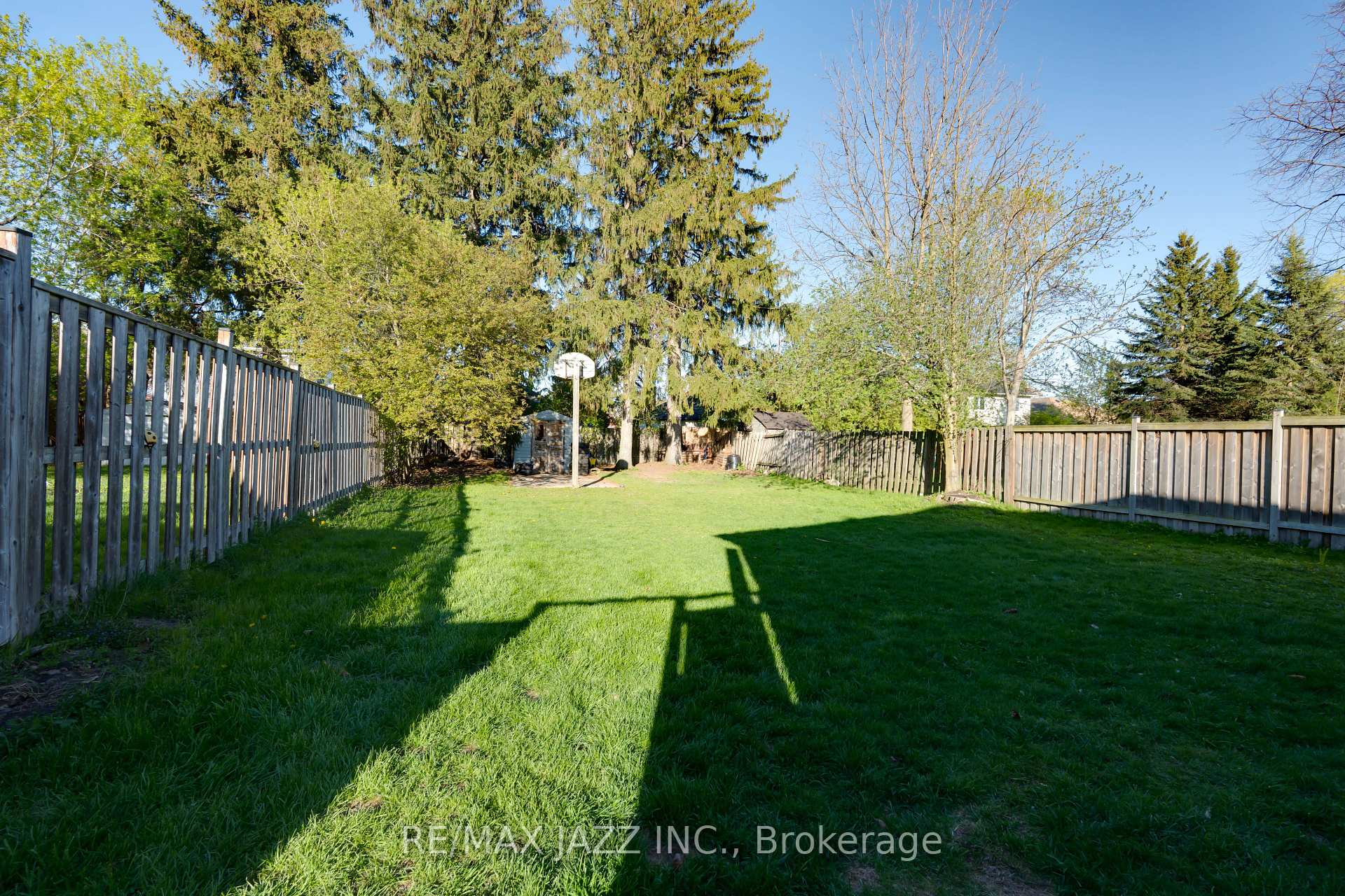 Photo 29 of 101 Luke Street, Oshawa, O'Neill — HOMEH