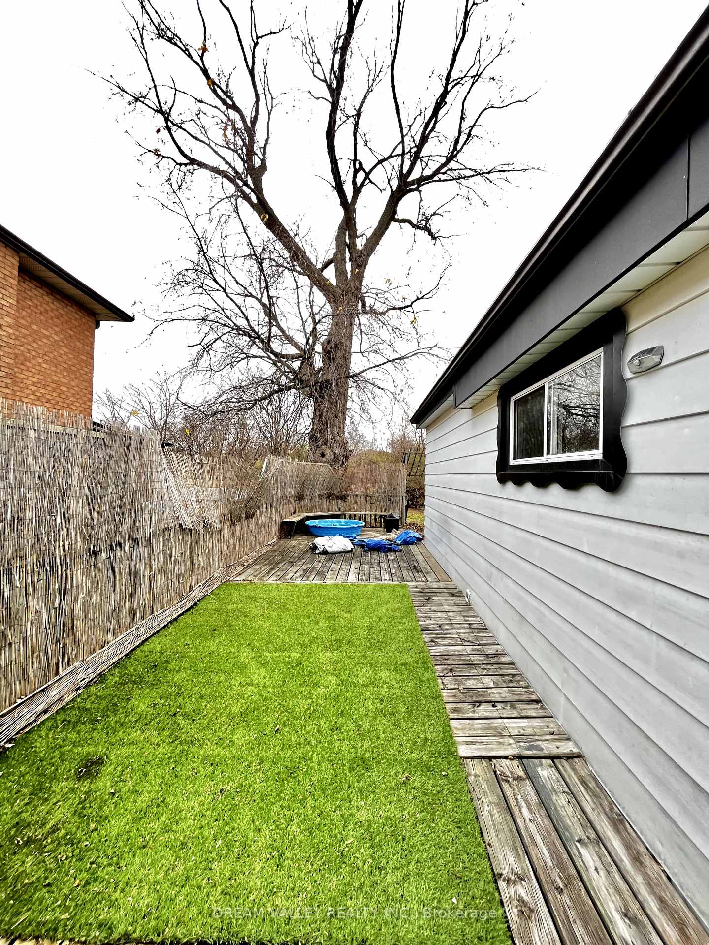 Photo 16 of Unit Upper, 622 Sheppard Avenue, Pickering, Woodlands — HOMEH