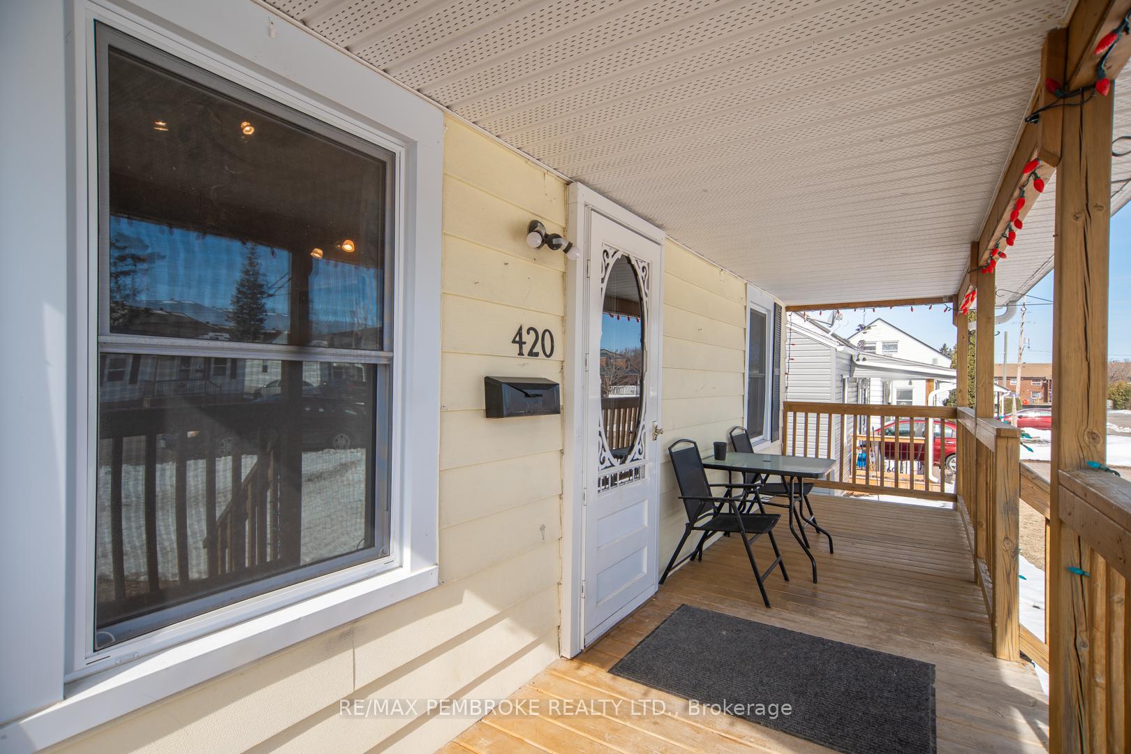 Photo 23 of 420 New Street, Renfrew — HOMEH