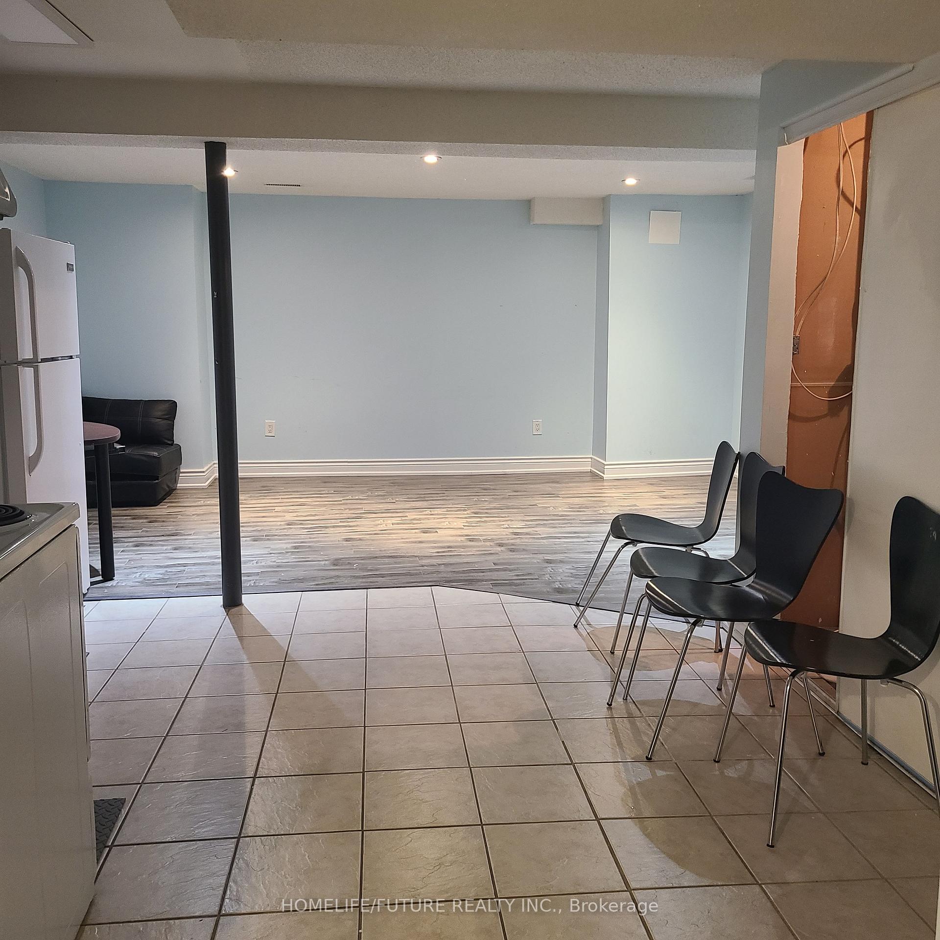 Photo 3 of Unit Bsmt, 749 Swan Place, Pickering, Amberlea — HOMEH