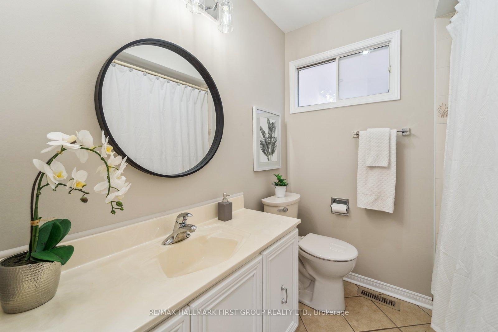 Photo 18 of 1509 Eagleview Drive, Pickering, Liverpool — HOMEH