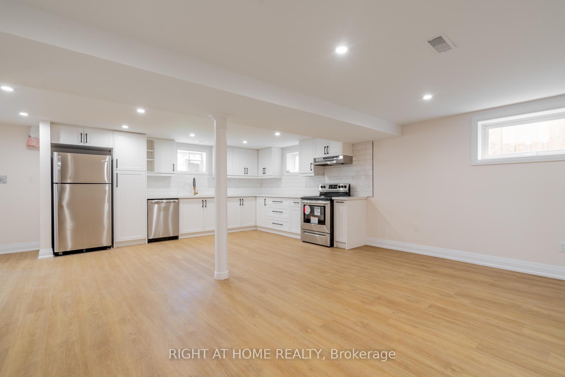Photo 1 of 273 Central Park Boulevard S, Oshawa, Central — HOMEH