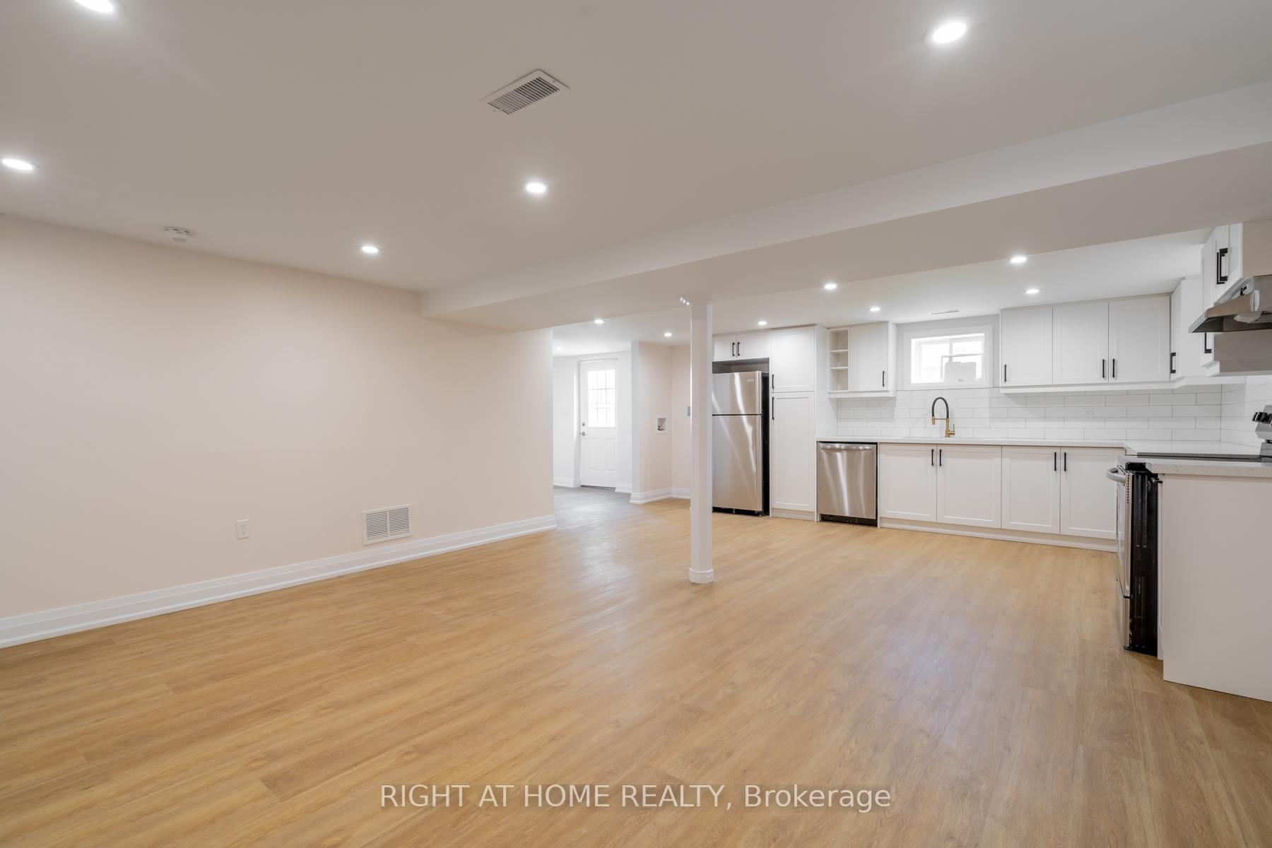 Photo 4 of 273 Central Park Boulevard S, Oshawa, Central — HOMEH