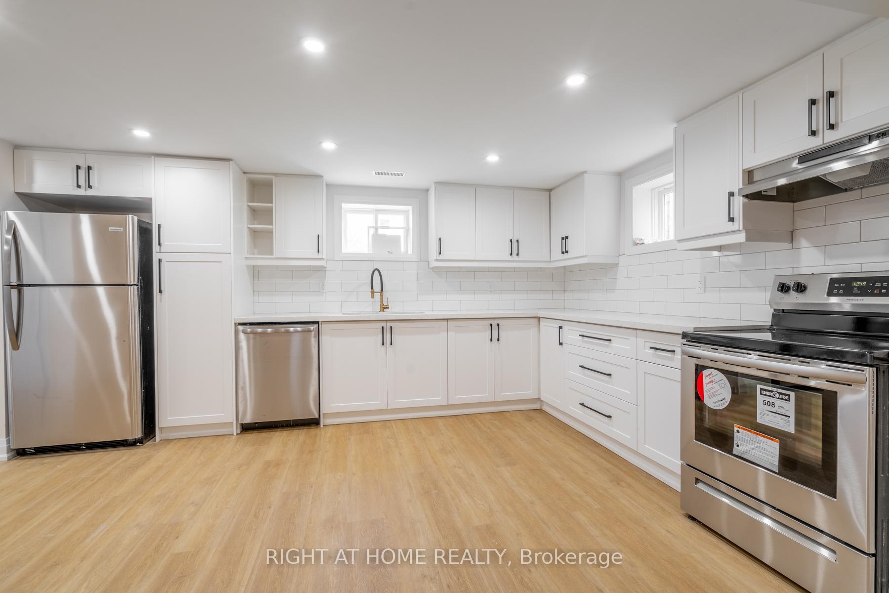 Photo 5 of 273 Central Park Boulevard S, Oshawa, Central — HOMEH
