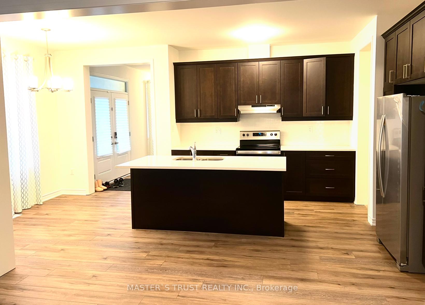 Photo 7 of 2808 Foxden Square, Pickering, Rural Pickering — HOMEH