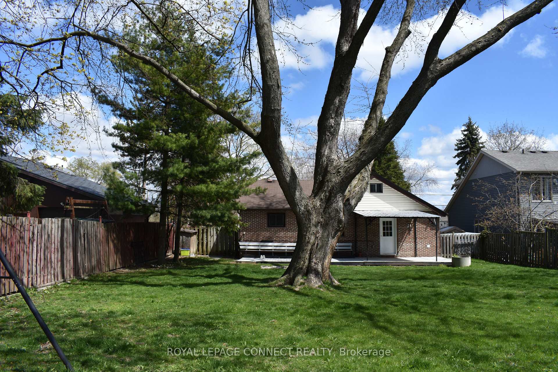 Photo 20 of 612 Marksbury Road, Pickering, West Shore — HOMEH