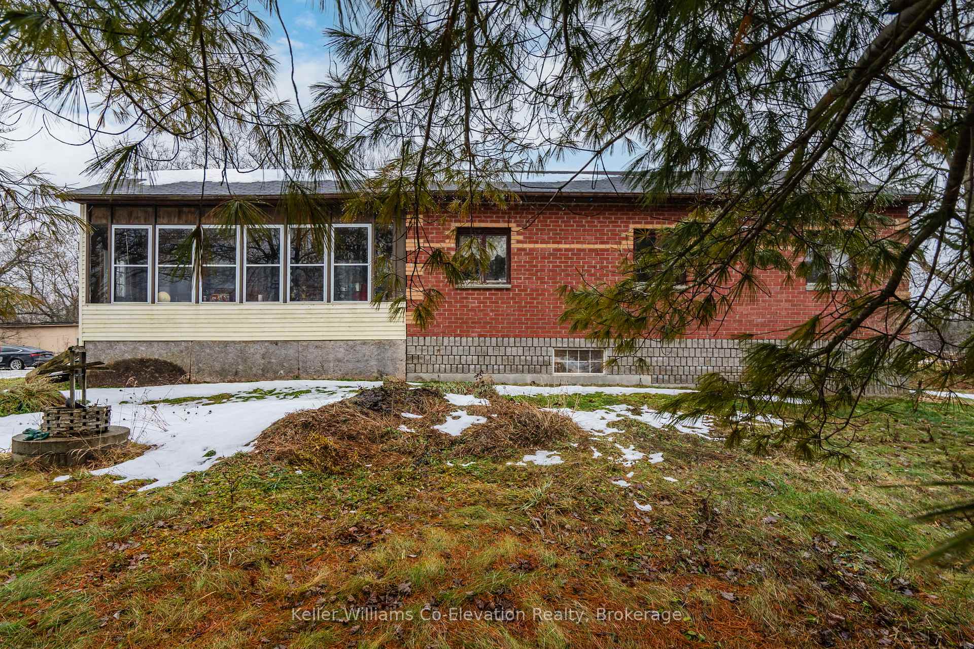 Photo 4 of 1271 Concession Rd. 9, Ramara, Rural Ramara — HOMEH