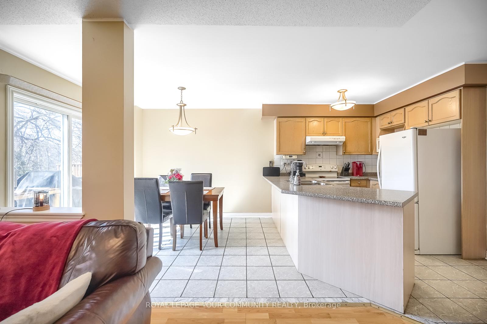 Photo 8 of 2134 Erin Gate Boulevard, Pickering, Amberlea — HOMEH