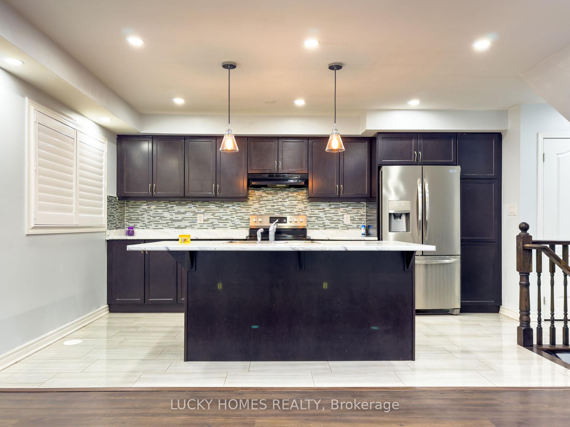 Photo 6 of 1045 Reflection Place S, Pickering, Rural Pickering — HOMEH