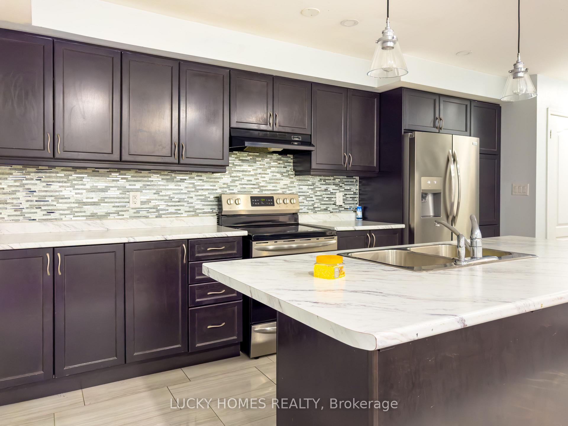 Photo 8 of 1045 Reflection Place S, Pickering, Rural Pickering — HOMEH