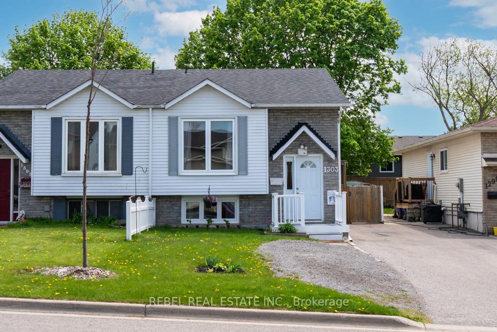 Photo 1 of 1303 Pinehurst Avenue, Oshawa, Donevan — HOMEH