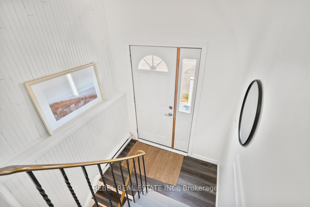 Photo 3 of 1303 Pinehurst Avenue, Oshawa, Donevan — HOMEH