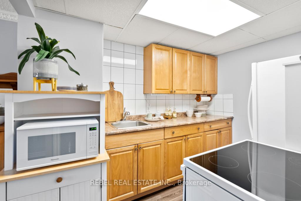Photo 27 of 1303 Pinehurst Avenue, Oshawa, Donevan — HOMEH