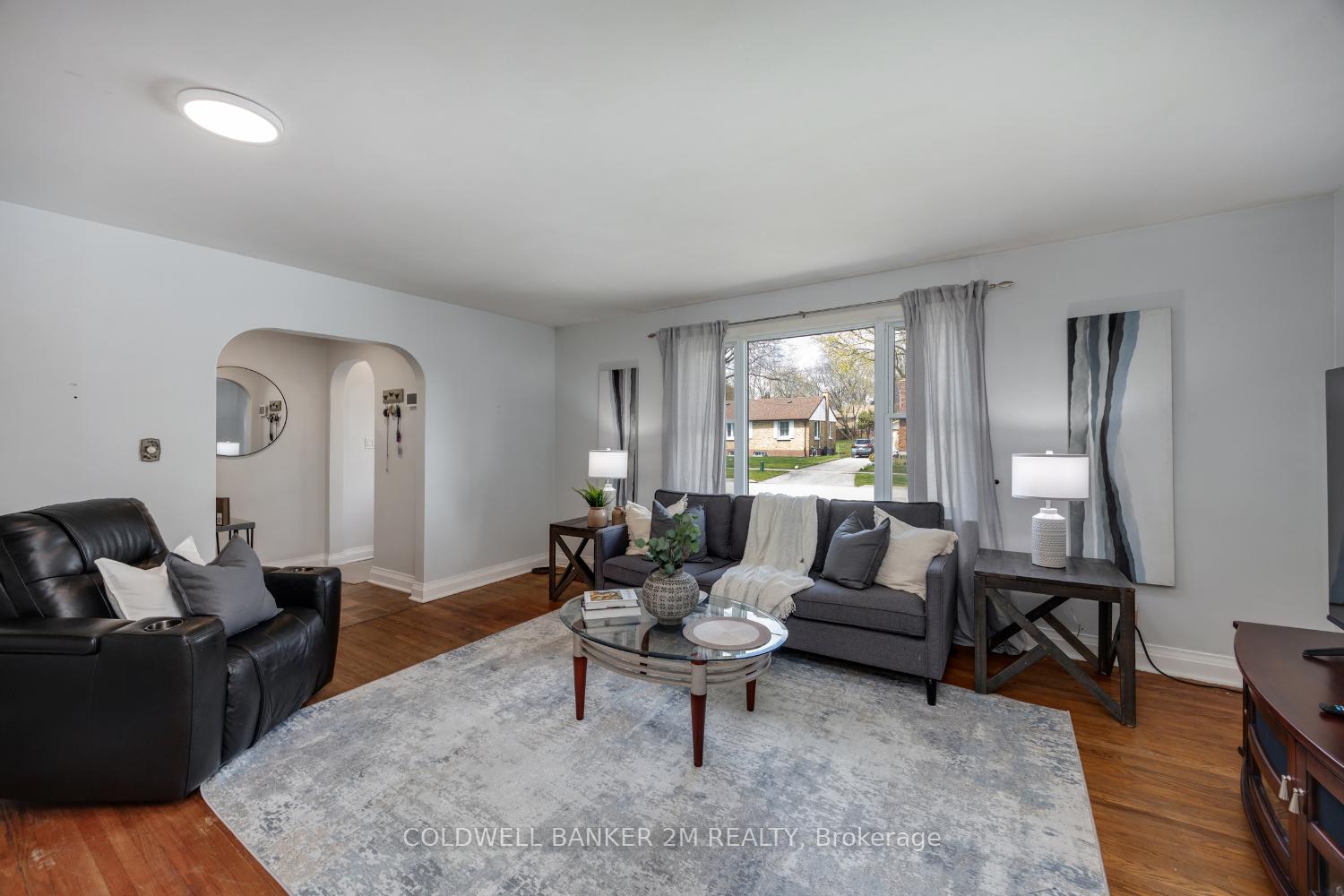 Photo 6 of 61 Kawartha Avenue, Oshawa, Lakeview — HOMEH