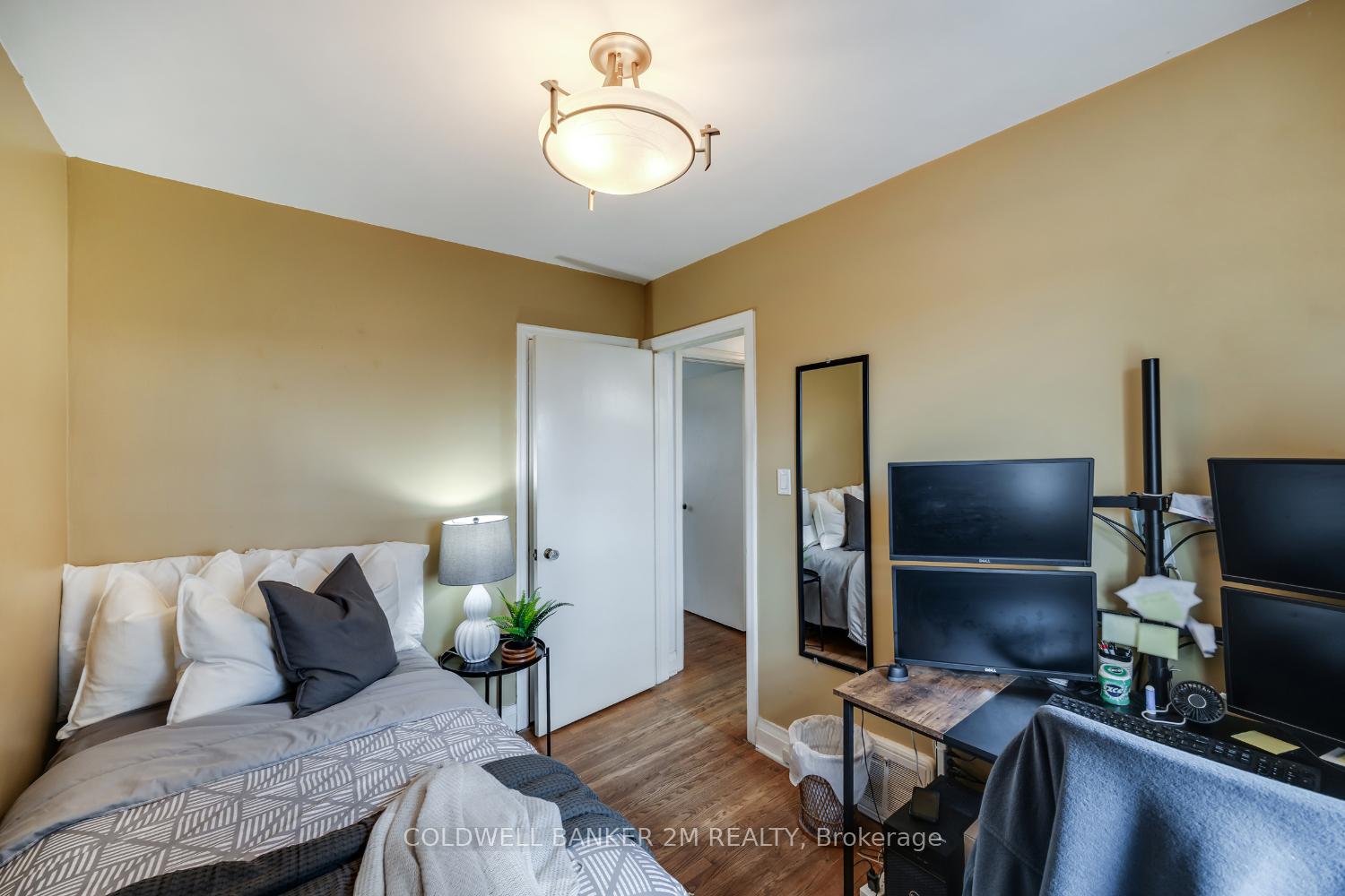 Photo 16 of 61 Kawartha Avenue, Oshawa, Lakeview — HOMEH