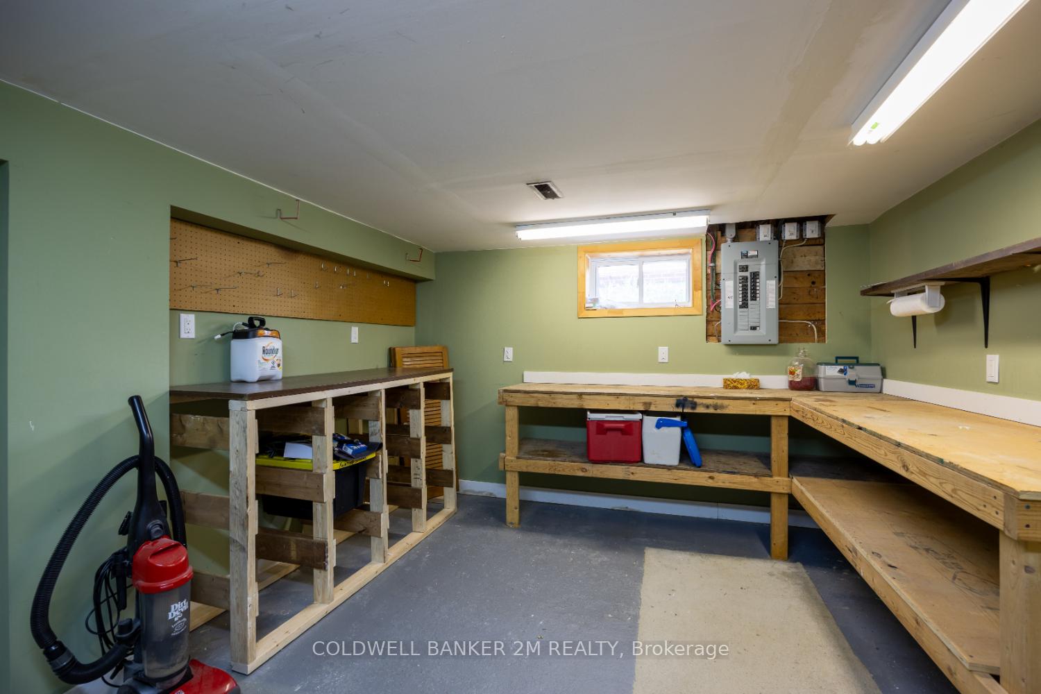Photo 23 of 61 Kawartha Avenue, Oshawa, Lakeview — HOMEH