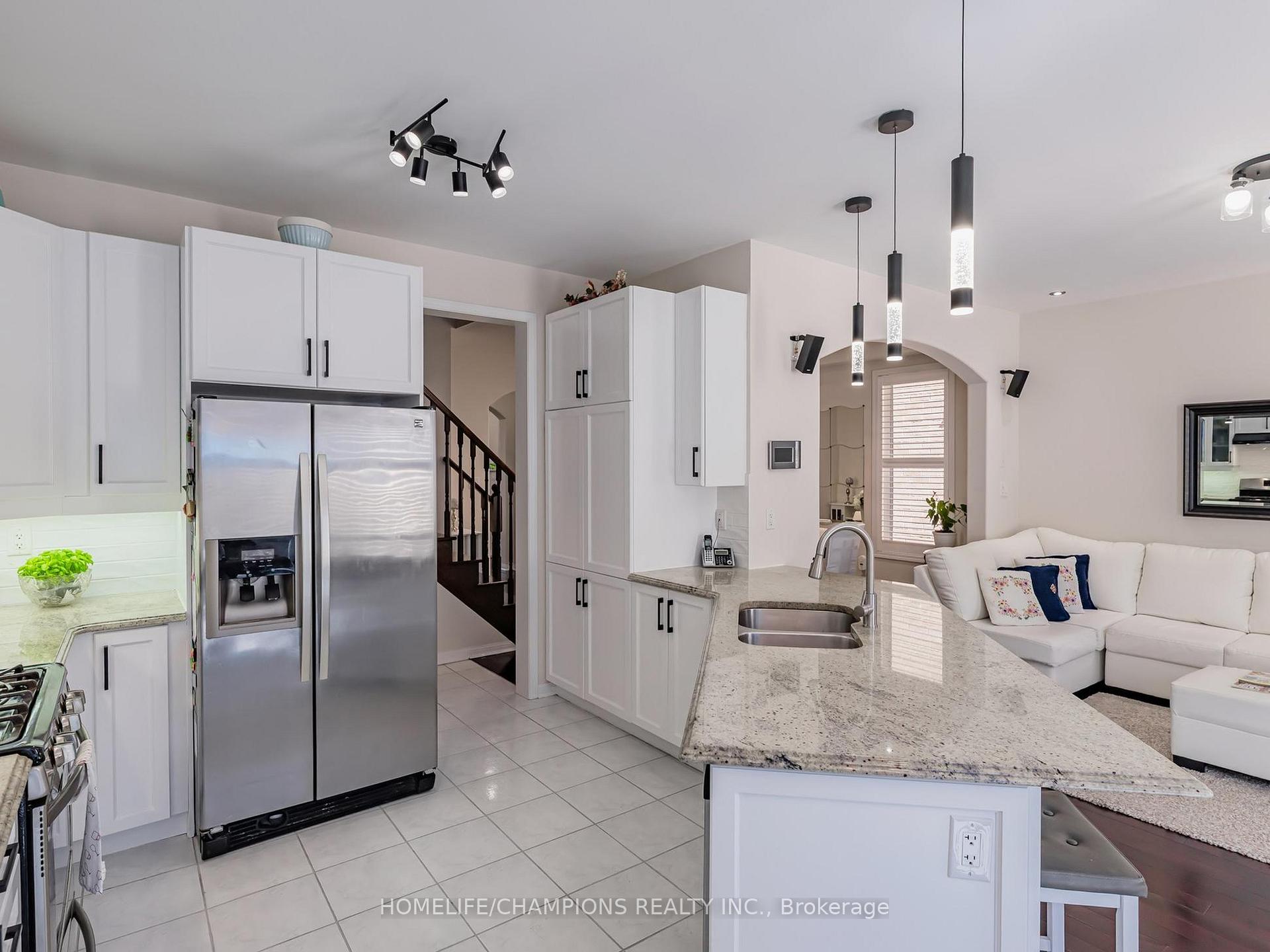 Photo 12 of 1851 Misthollow Drive E, Pickering, Duffin Heights — HOMEH