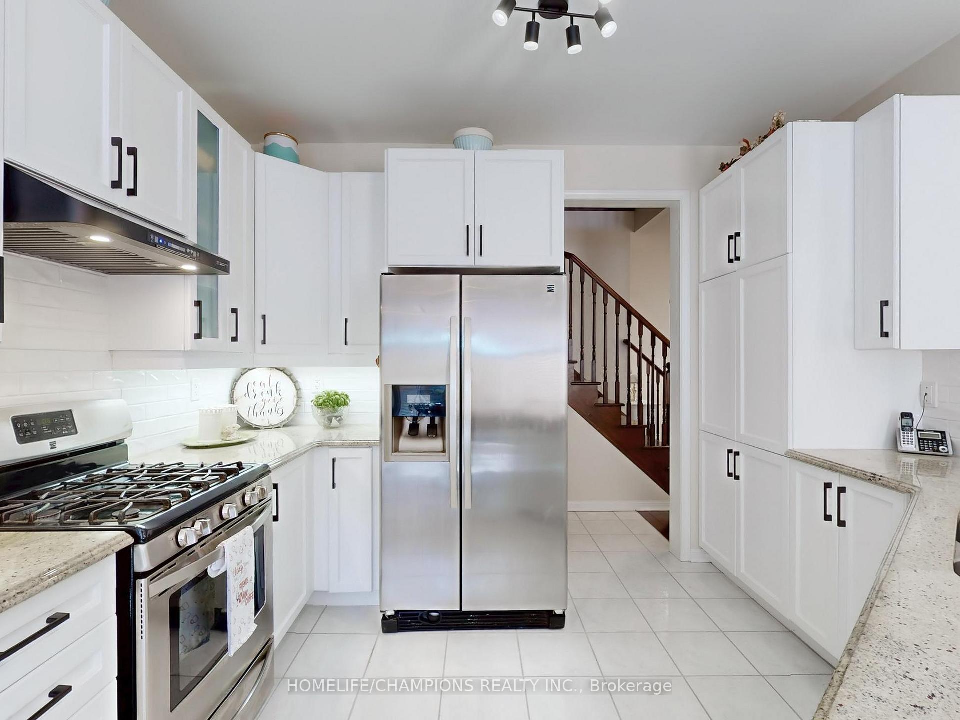 Photo 13 of 1851 Misthollow Drive E, Pickering, Duffin Heights — HOMEH