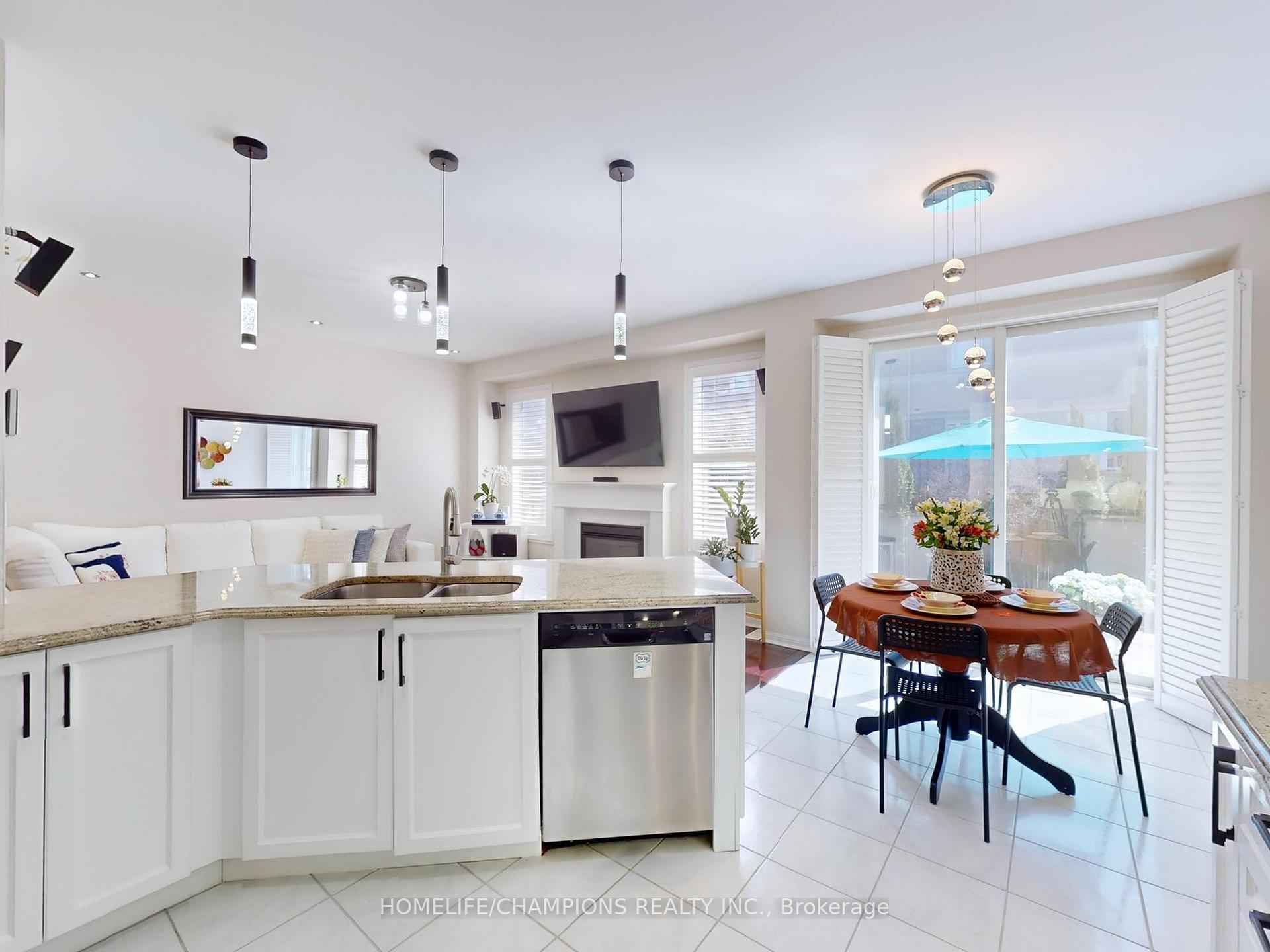 Photo 14 of 1851 Misthollow Drive E, Pickering, Duffin Heights — HOMEH