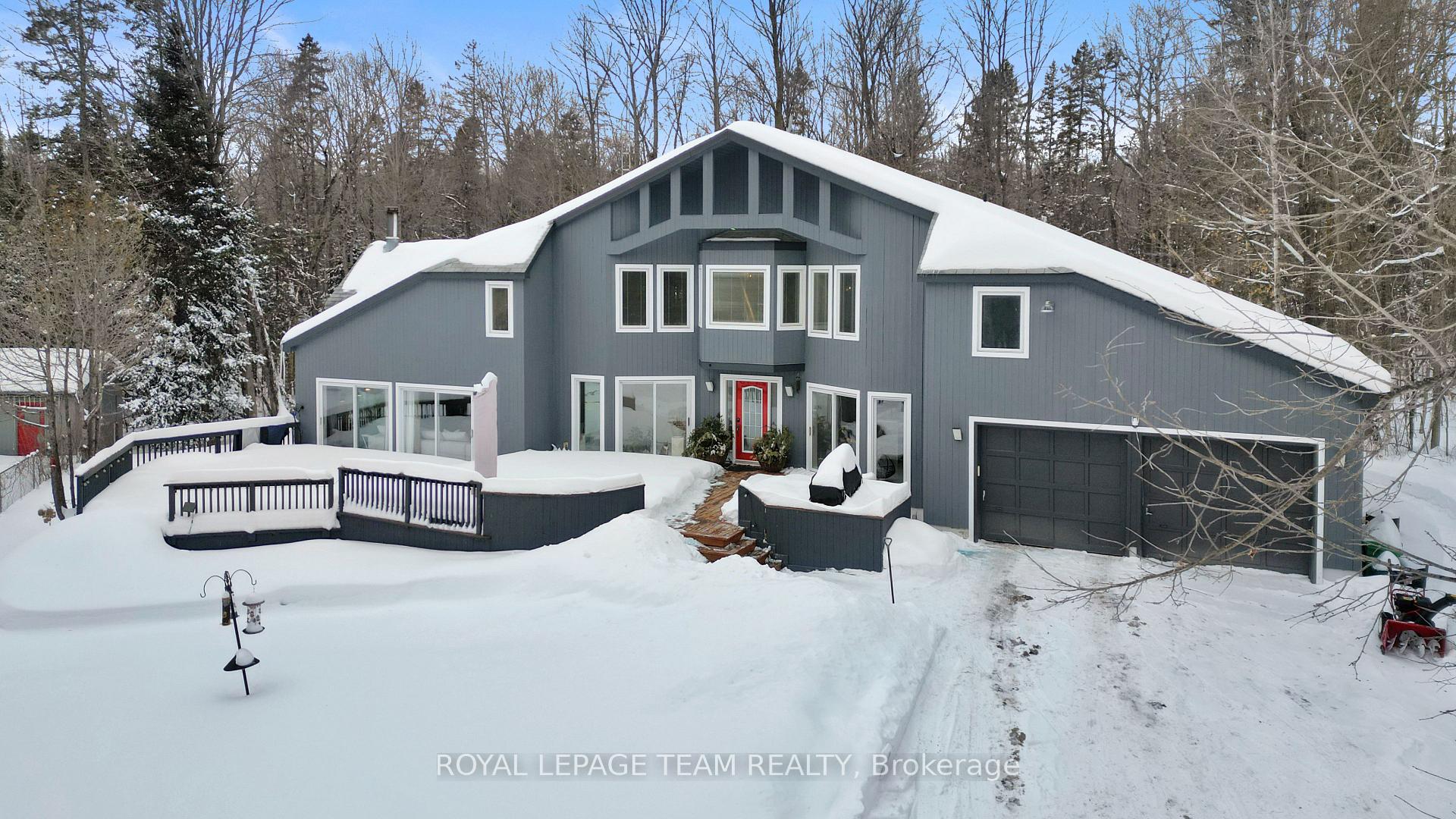 Front of 528 Opeongo Road