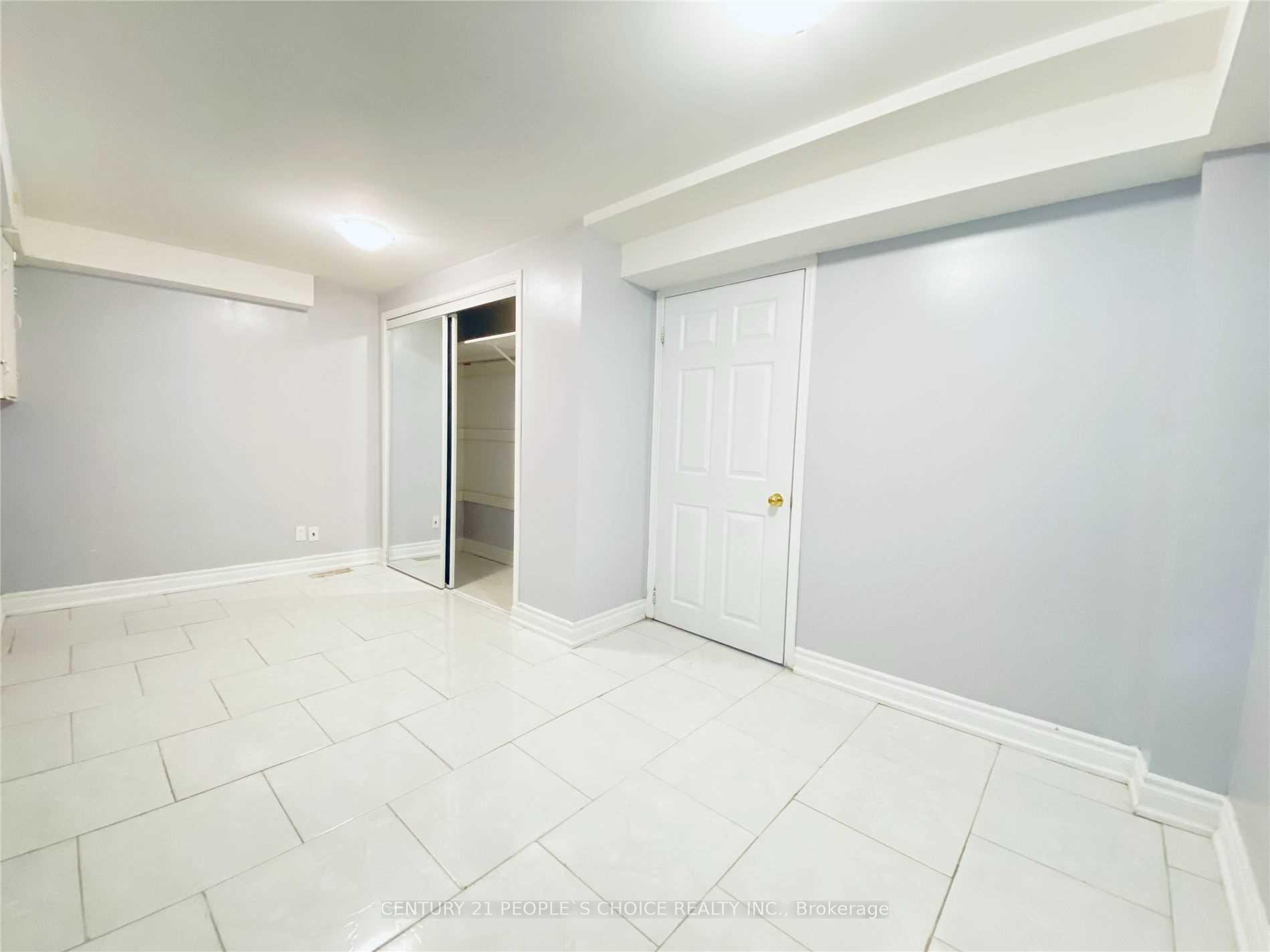 Photo 6 of 281 Waterford Gate, Pickering, Highbush — HOMEH