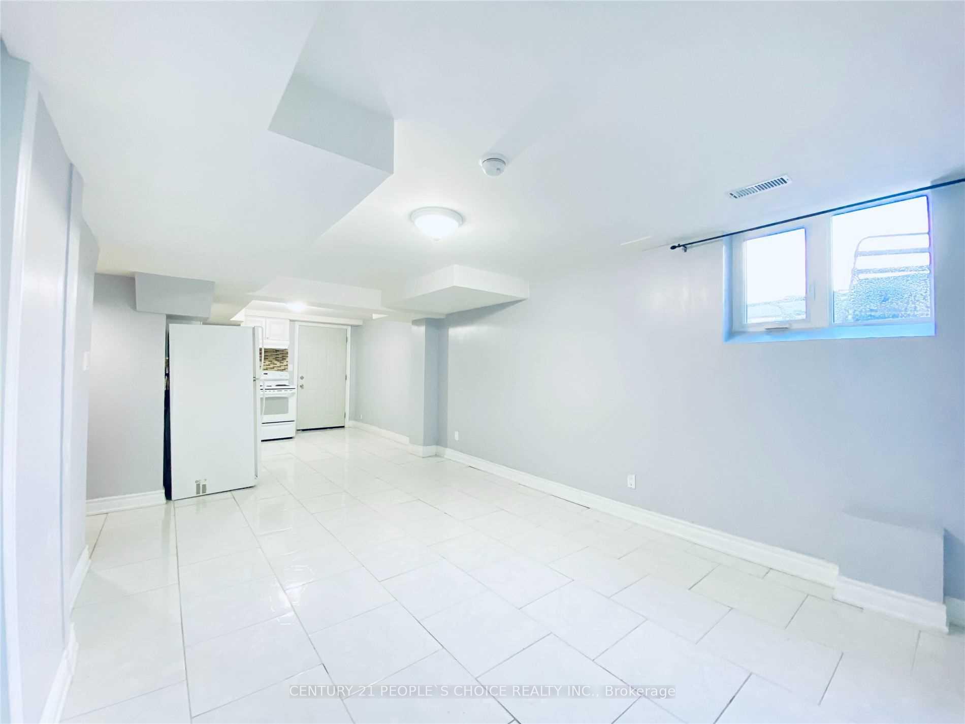 Photo 11 of 281 Waterford Gate, Pickering, Highbush — HOMEH