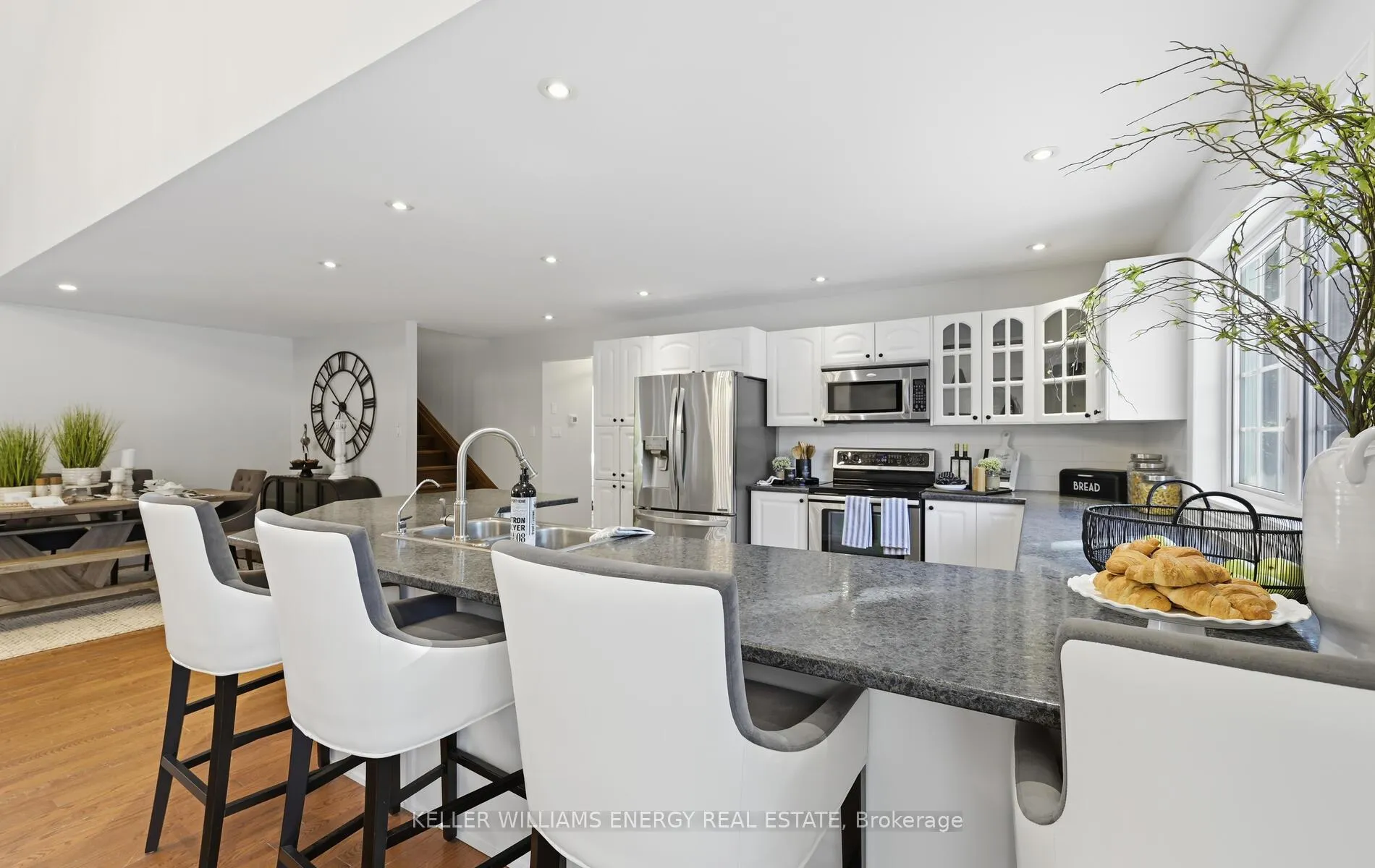 Photo 13 of 60 Davidge Drive, Scugog, Rural Scugog — HOMEH