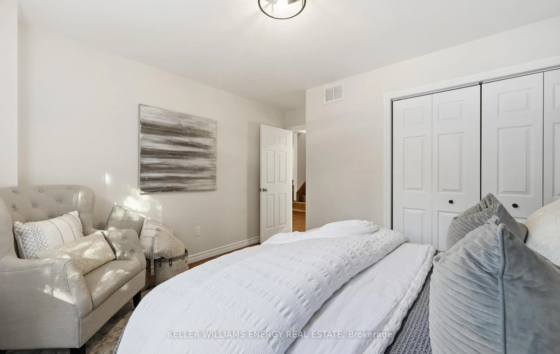 Photo 26 of 60 Davidge Drive, Scugog, Rural Scugog — HOMEH