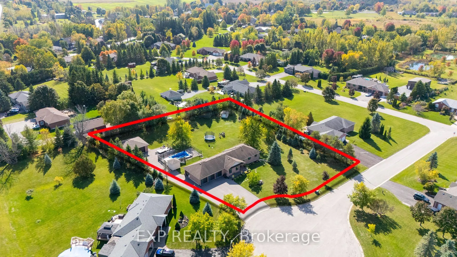 Photo 3 of 8 Pardo Court, Scugog, Rural Scugog — HOMEH