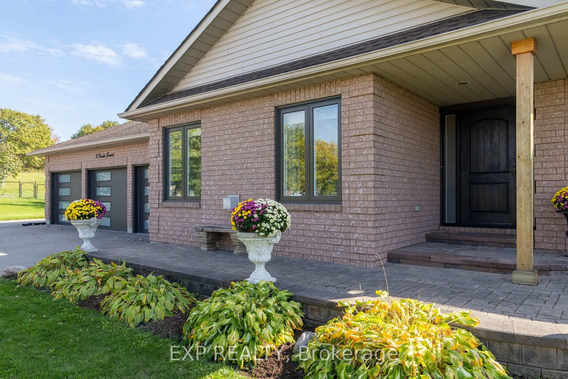Photo 7 of 8 Pardo Court, Scugog, Rural Scugog — HOMEH