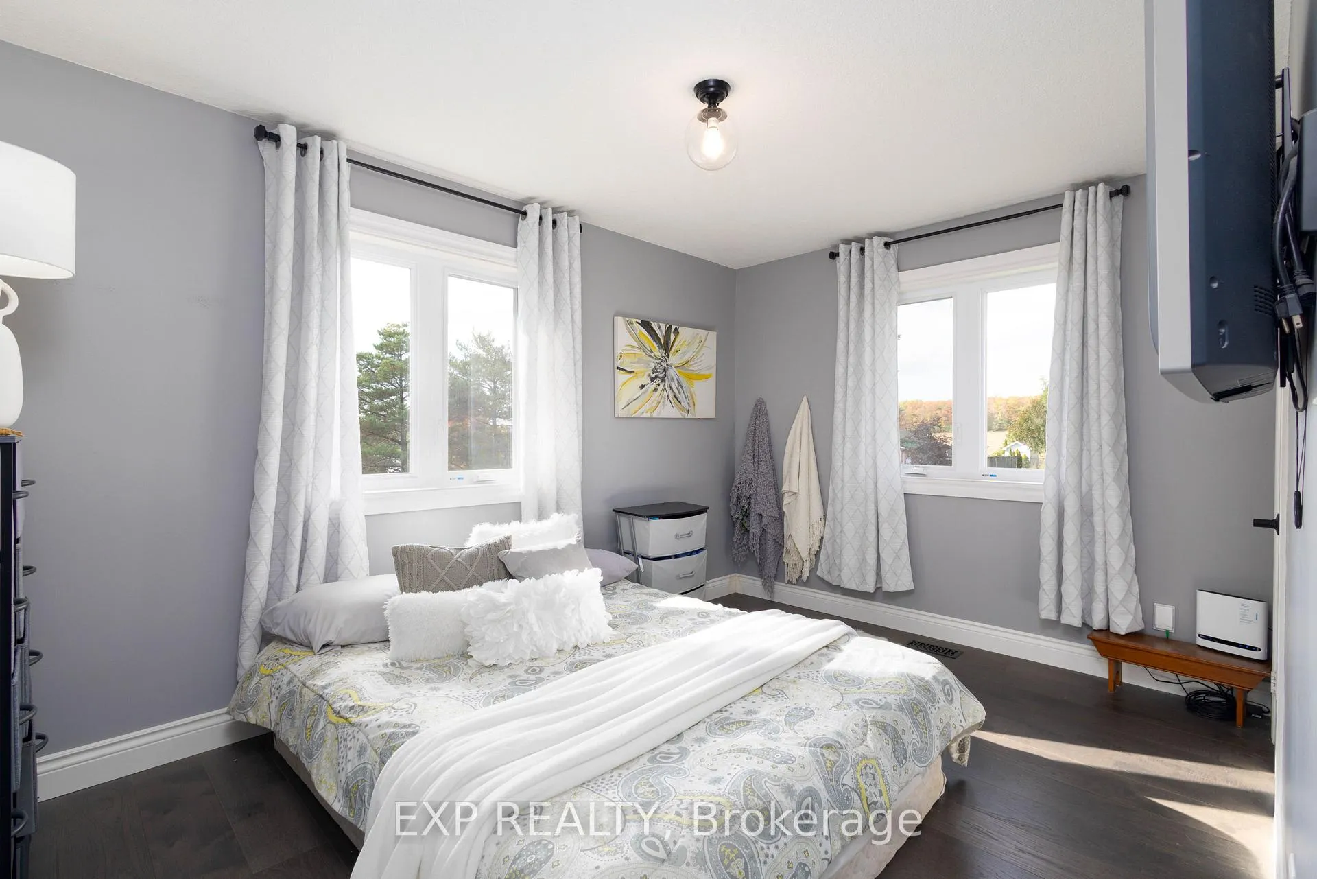 Photo 20 of 8 Pardo Court, Scugog, Rural Scugog — HOMEH