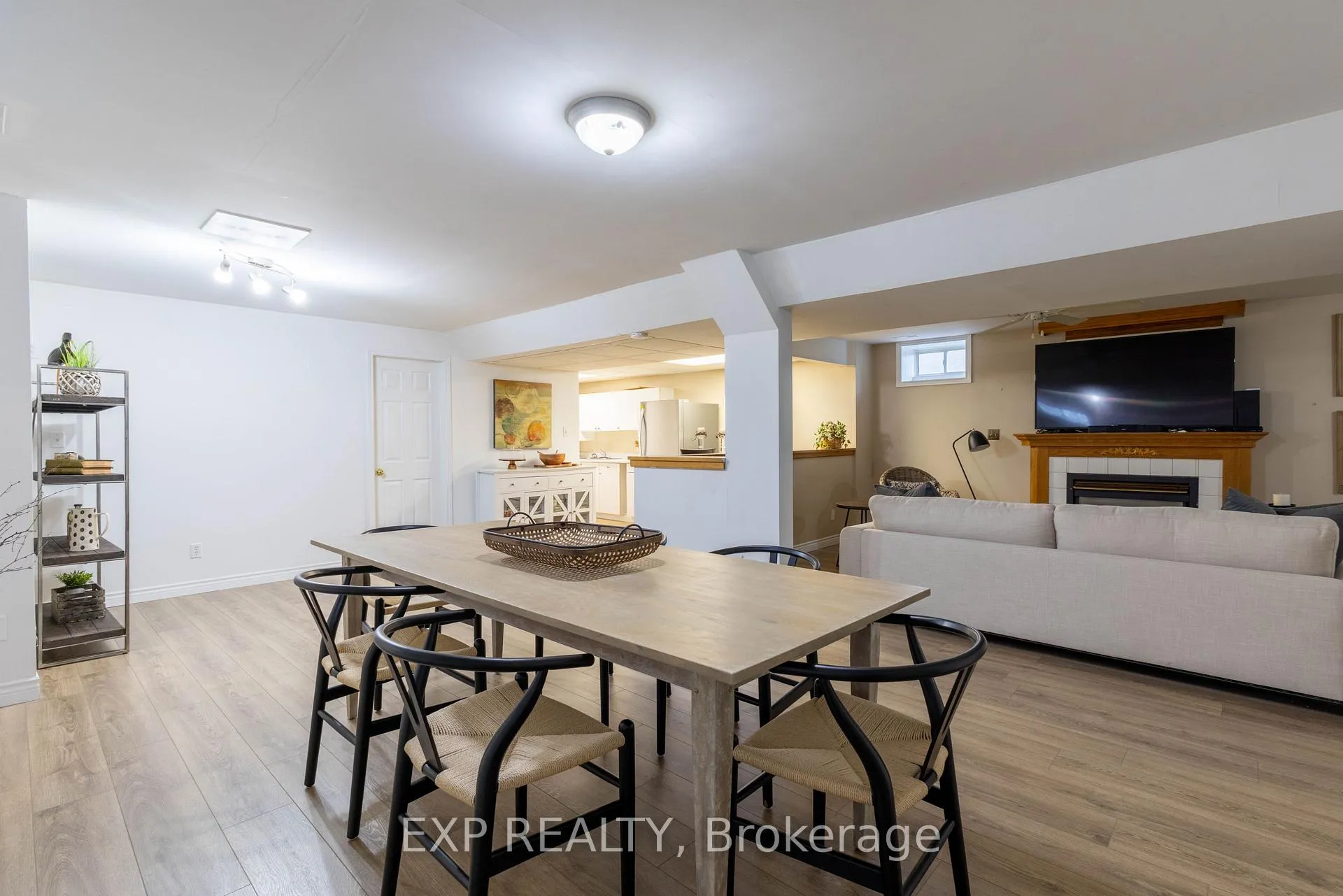 Photo 33 of 8 Pardo Court, Scugog, Rural Scugog — HOMEH