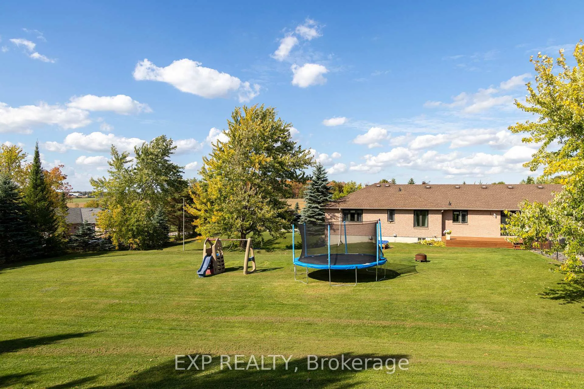 Photo 42 of 8 Pardo Court, Scugog, Rural Scugog — HOMEH