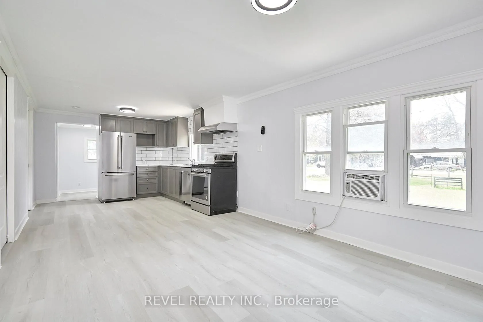 Photo 6 of 3253 Grayshott Drive, Severn, Washago — HOMEH