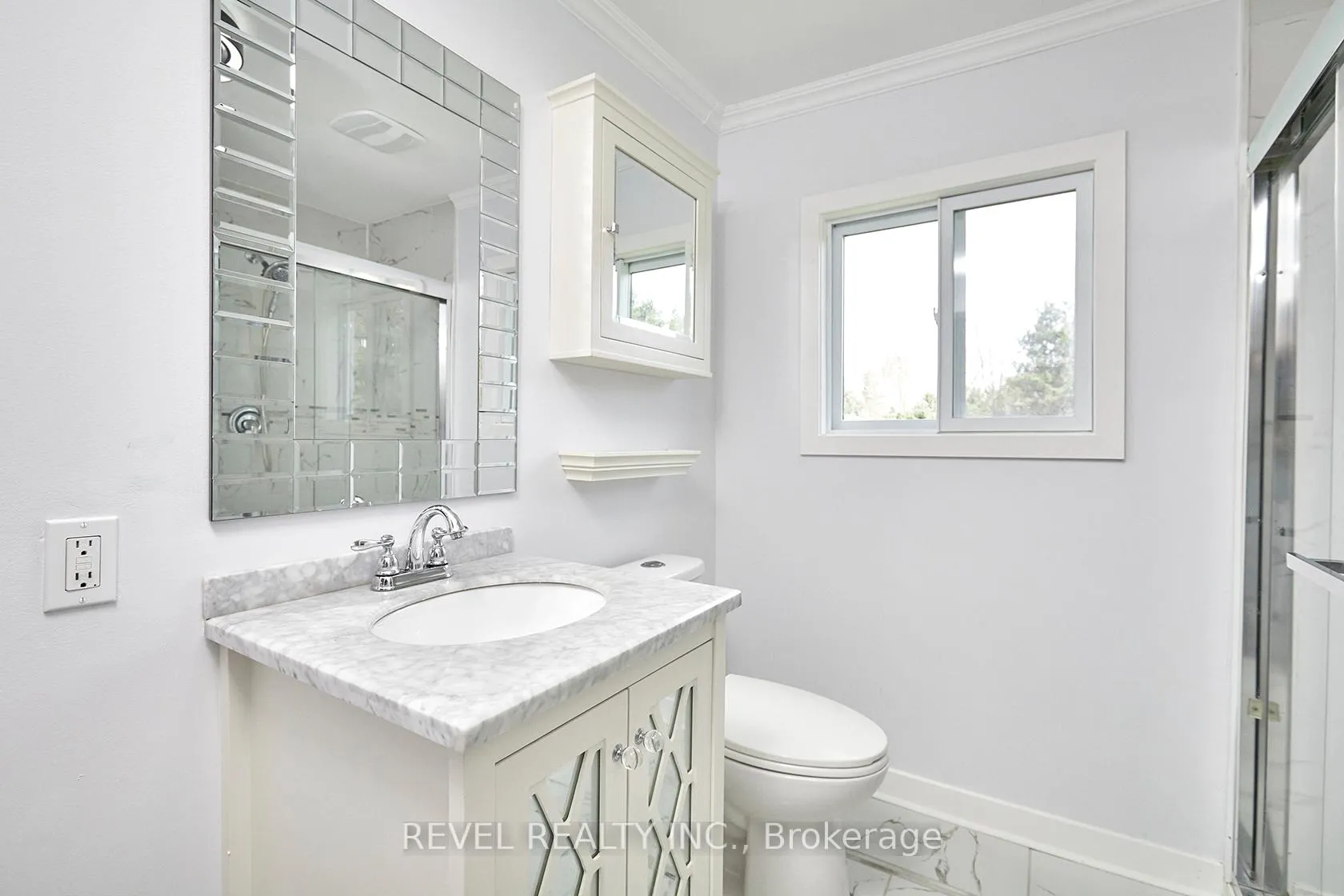 Photo 12 of 3253 Grayshott Drive, Severn, Washago — HOMEH