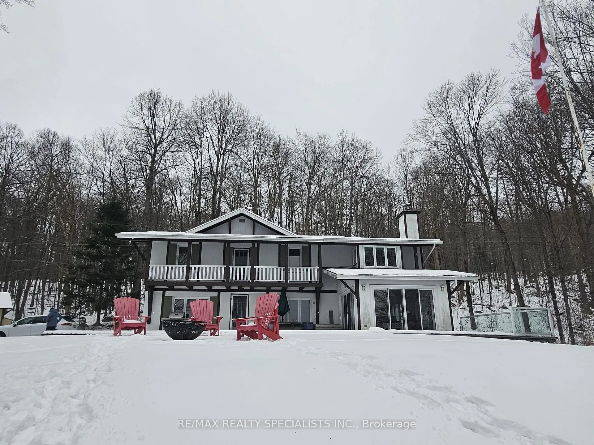 Photo 7 of Unit B, 127 Wind Rose Lane, Ryerson — HOMEH