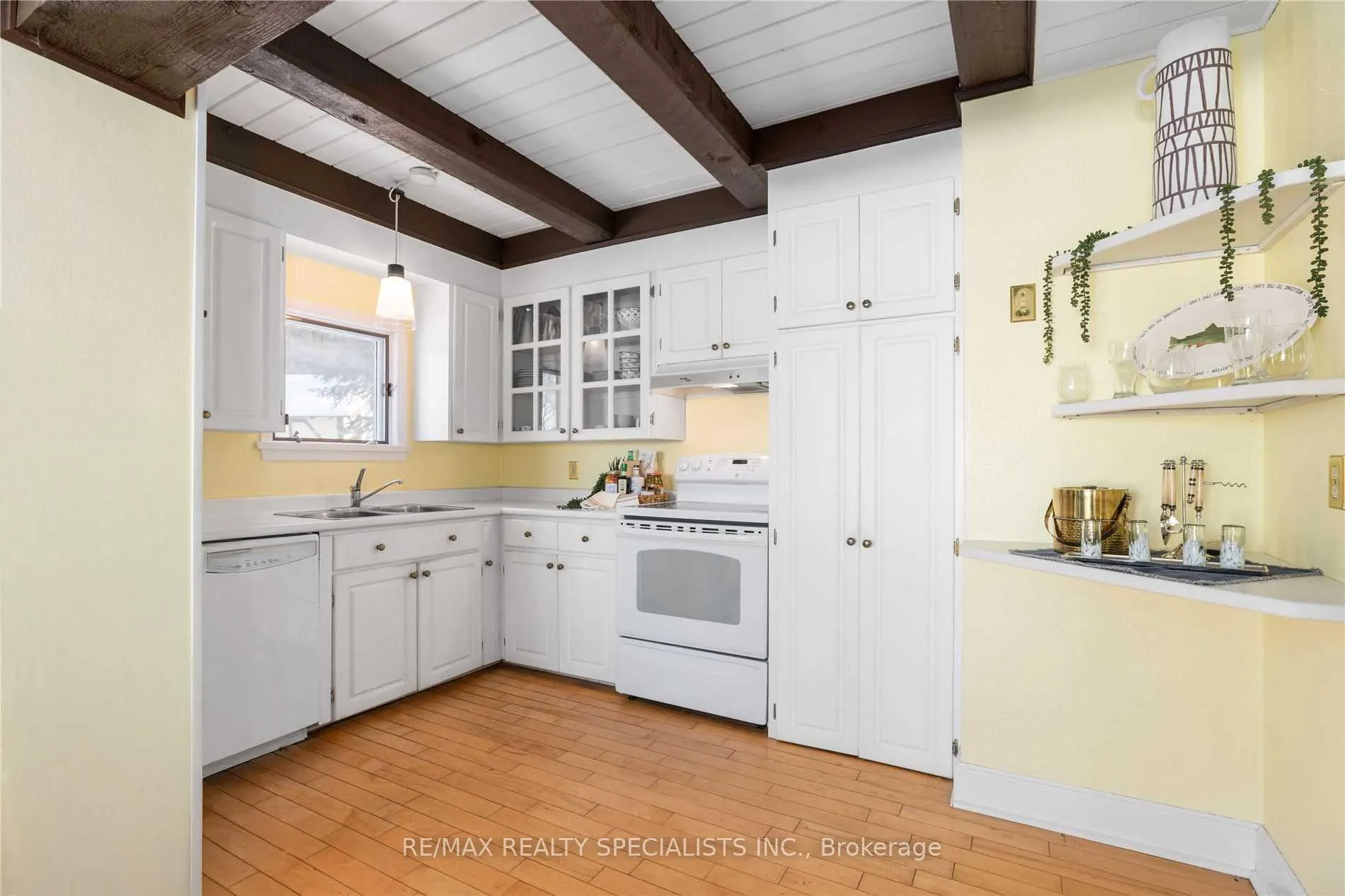 Photo 22 of Unit B, 127 Wind Rose Lane, Ryerson — HOMEH