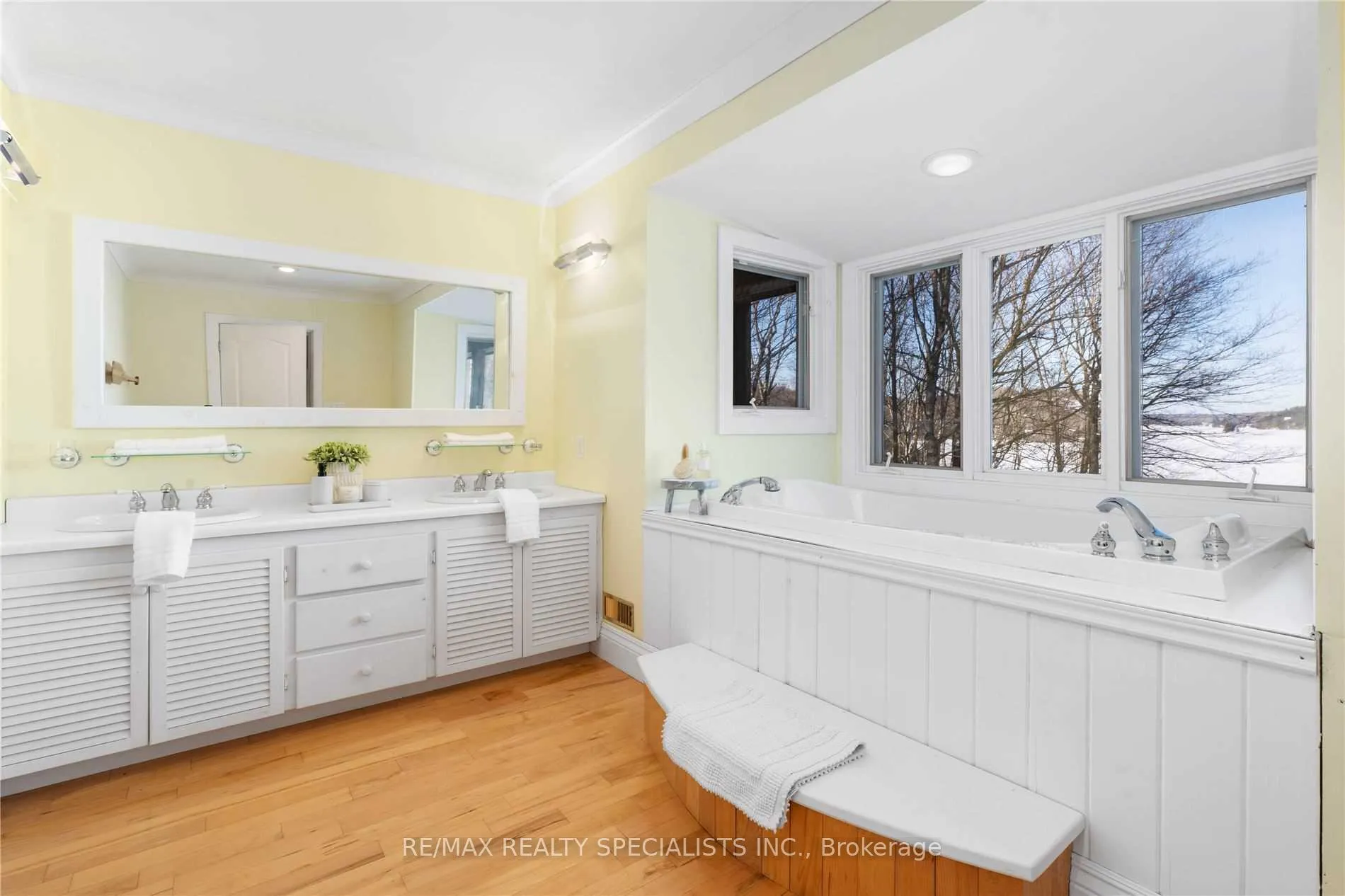 Photo 31 of Unit B, 127 Wind Rose Lane, Ryerson — HOMEH