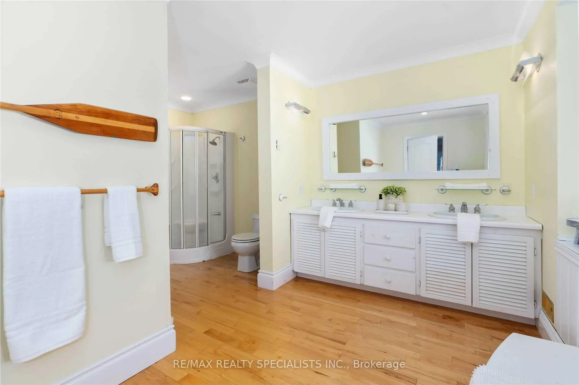 Photo 32 of Unit B, 127 Wind Rose Lane, Ryerson — HOMEH