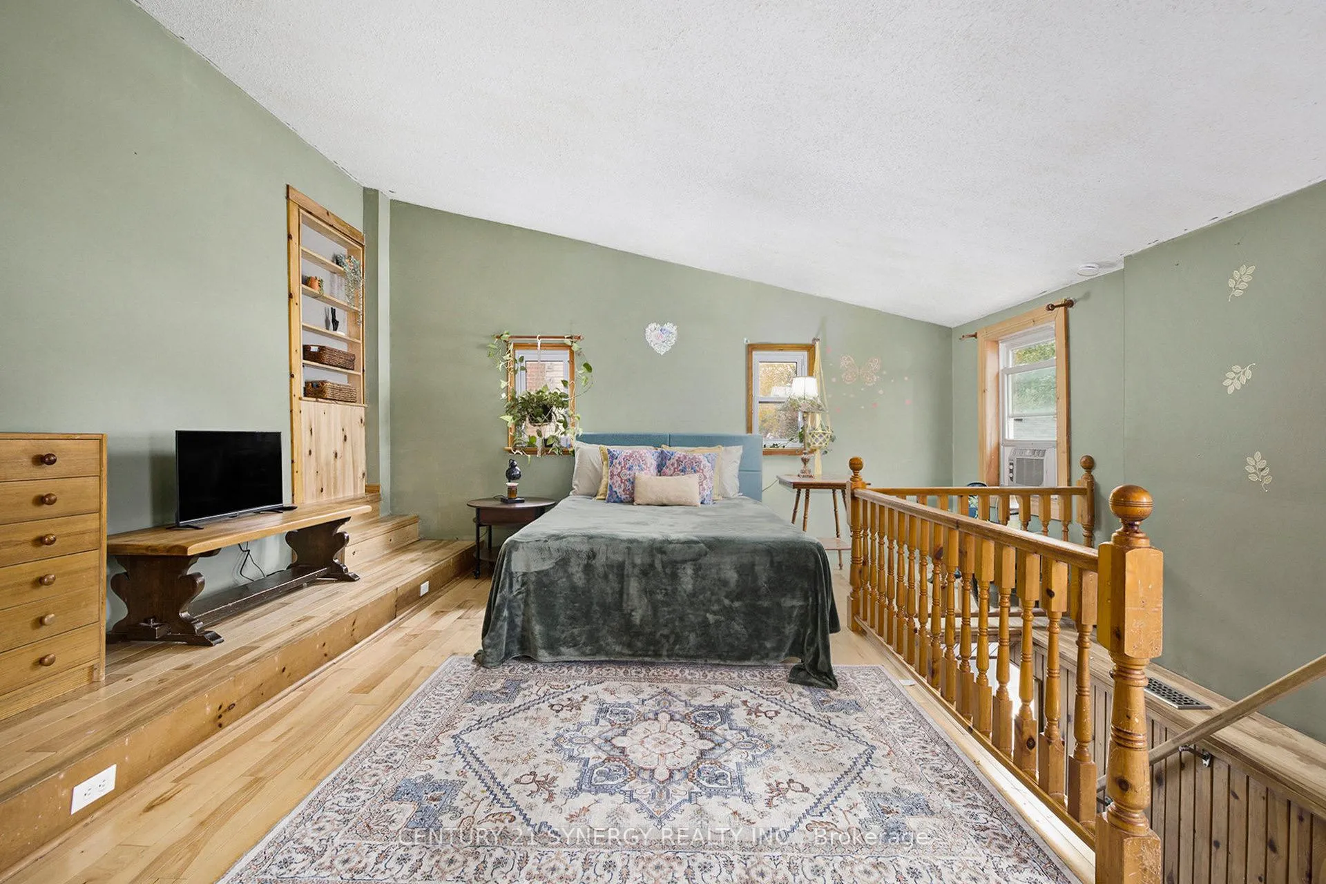 Photo 18 of 17 Elmsley Street, Smiths Falls — HOMEH
