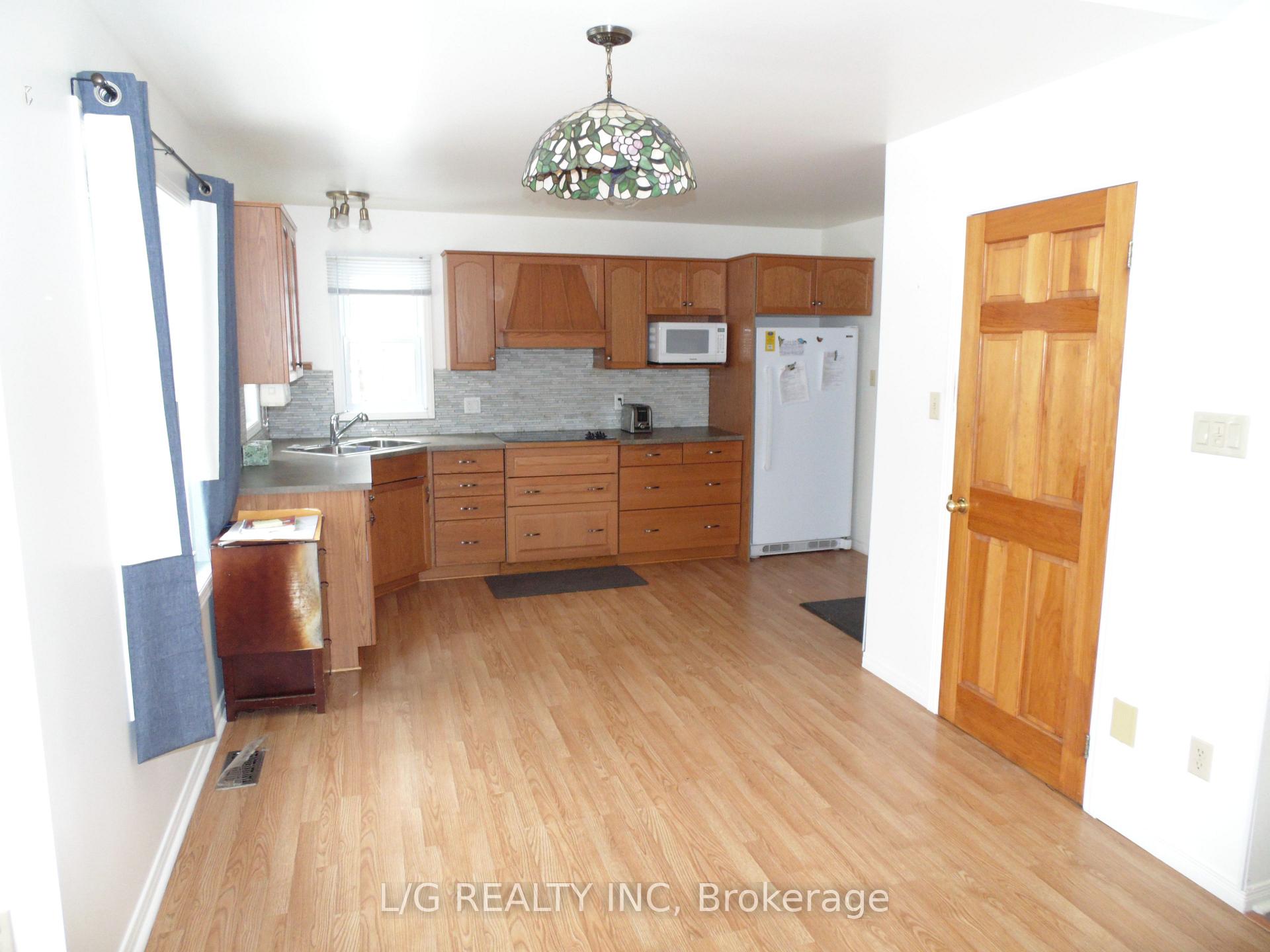 Photo 4 of 8655 County Rd 10, Rideau Lakes, Rideau Lakes (North Crosby) Twp — HOMEH