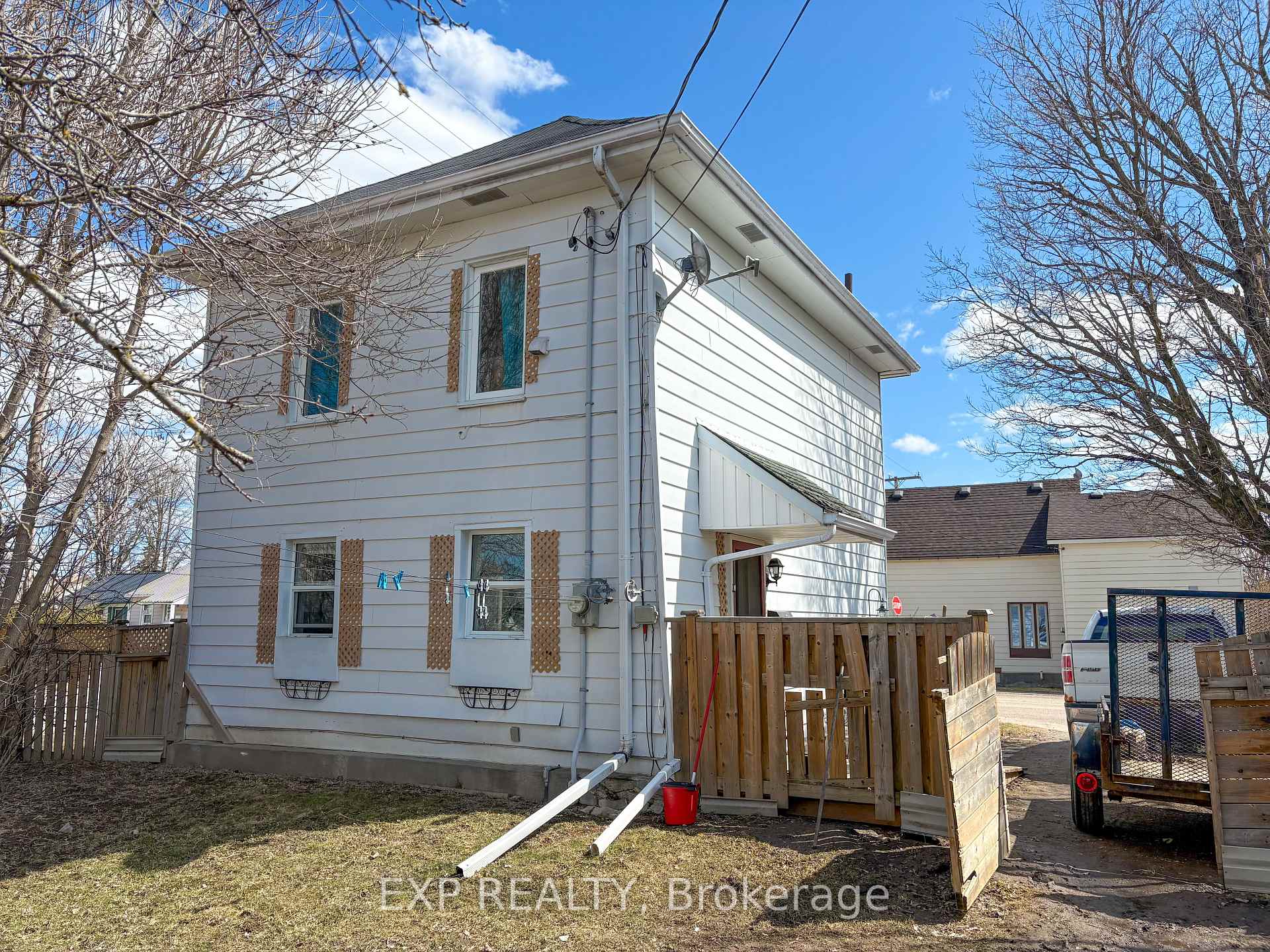 Photo 12 of 190 Tasse Avenue, Renfrew — HOMEH