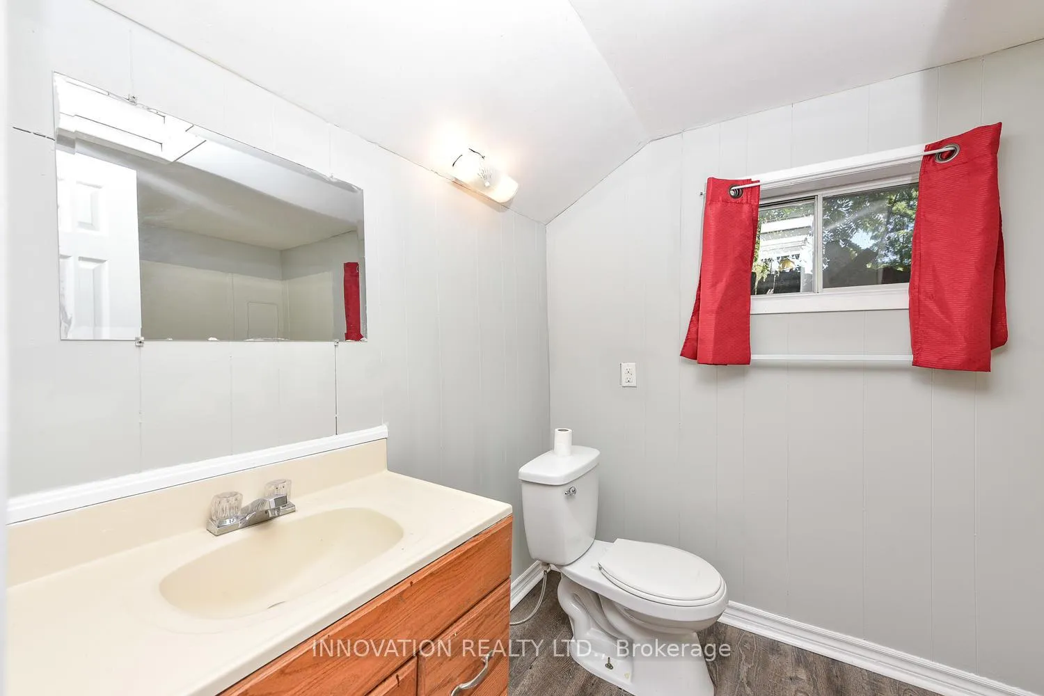 Photo 12 of 5 Mcgill Street N, Smiths Falls — HOMEH
