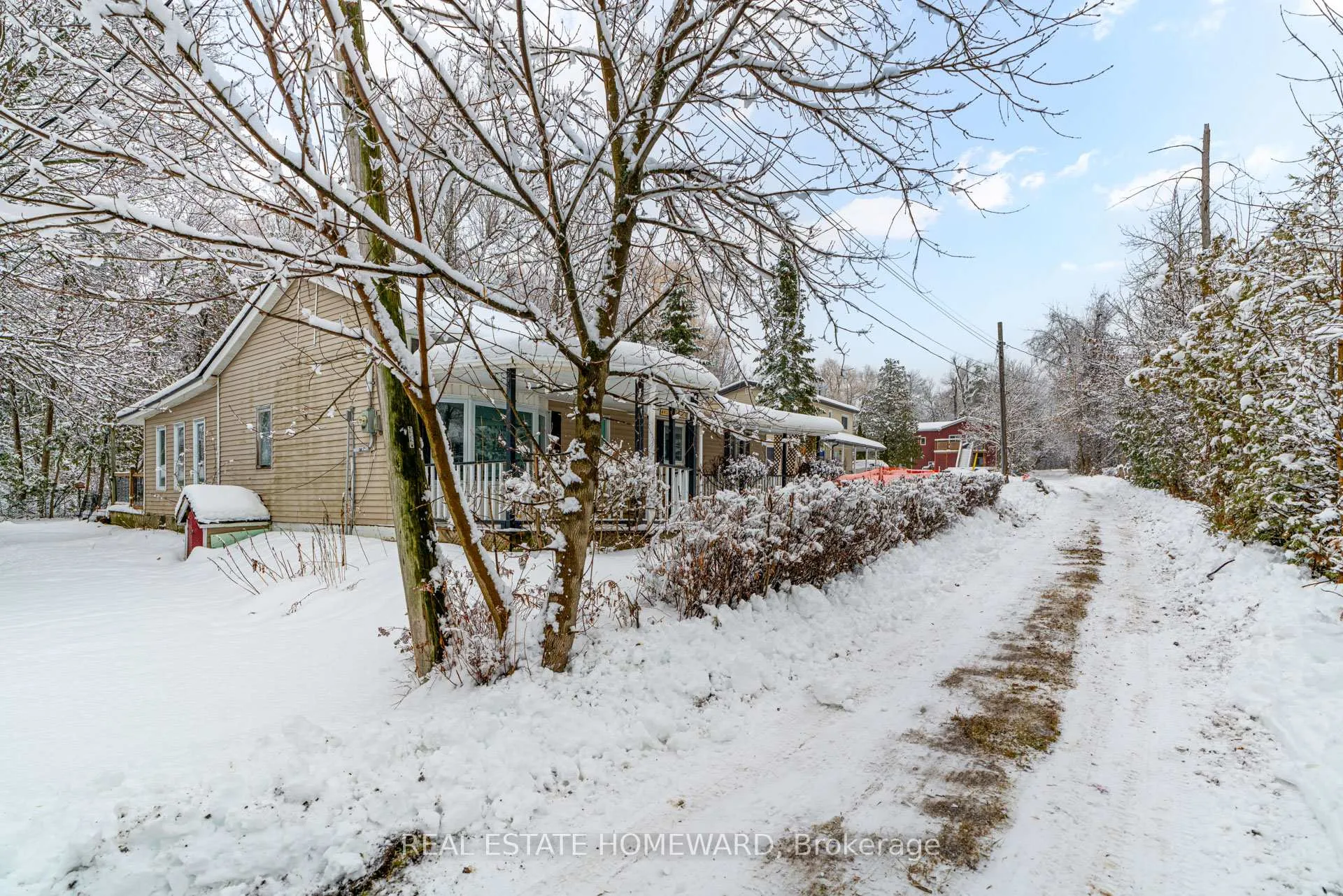Photo 2 of 11 Dover Lane, Scugog, Rural Scugog — HOMEH