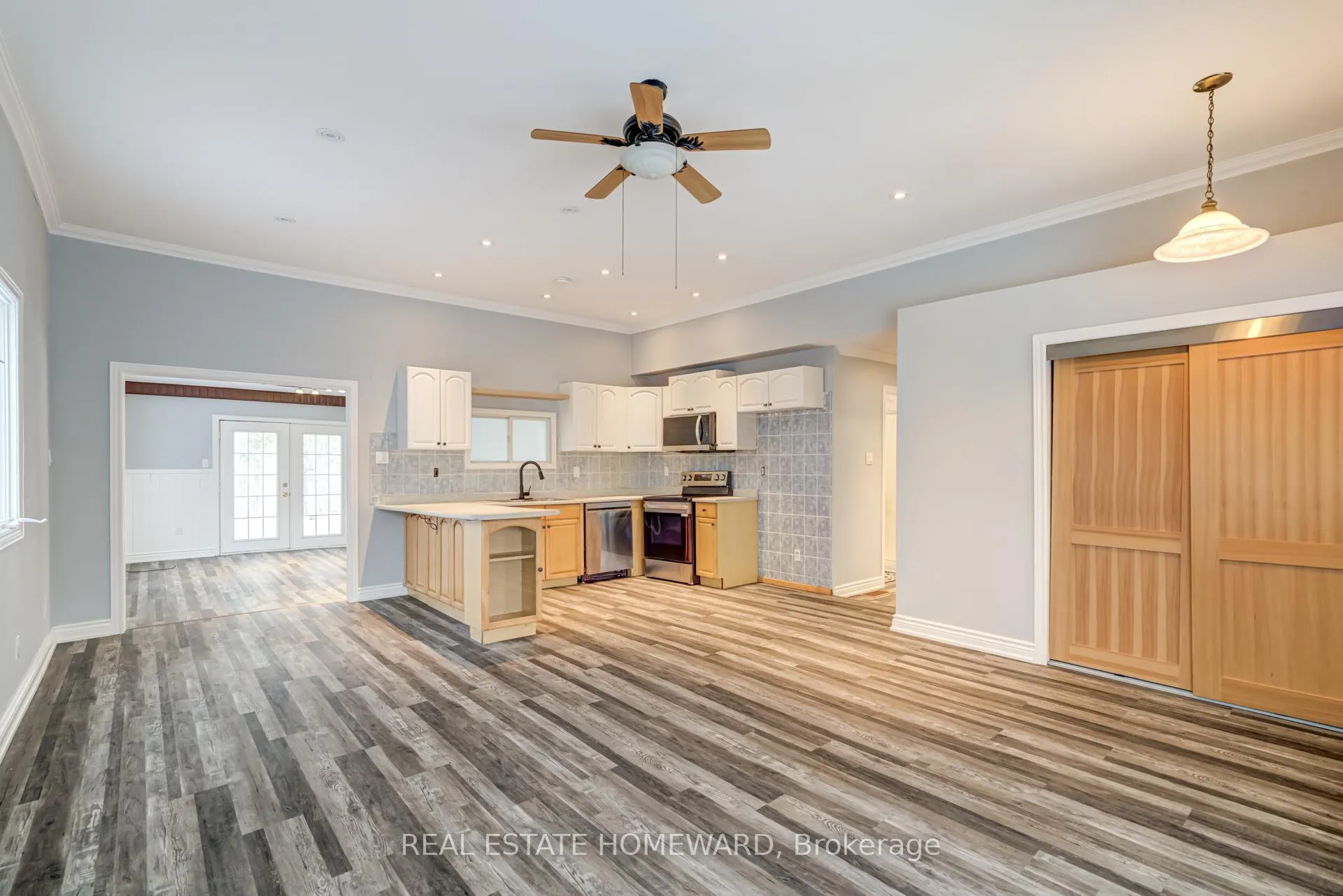 Photo 10 of 11 Dover Lane, Scugog, Rural Scugog — HOMEH