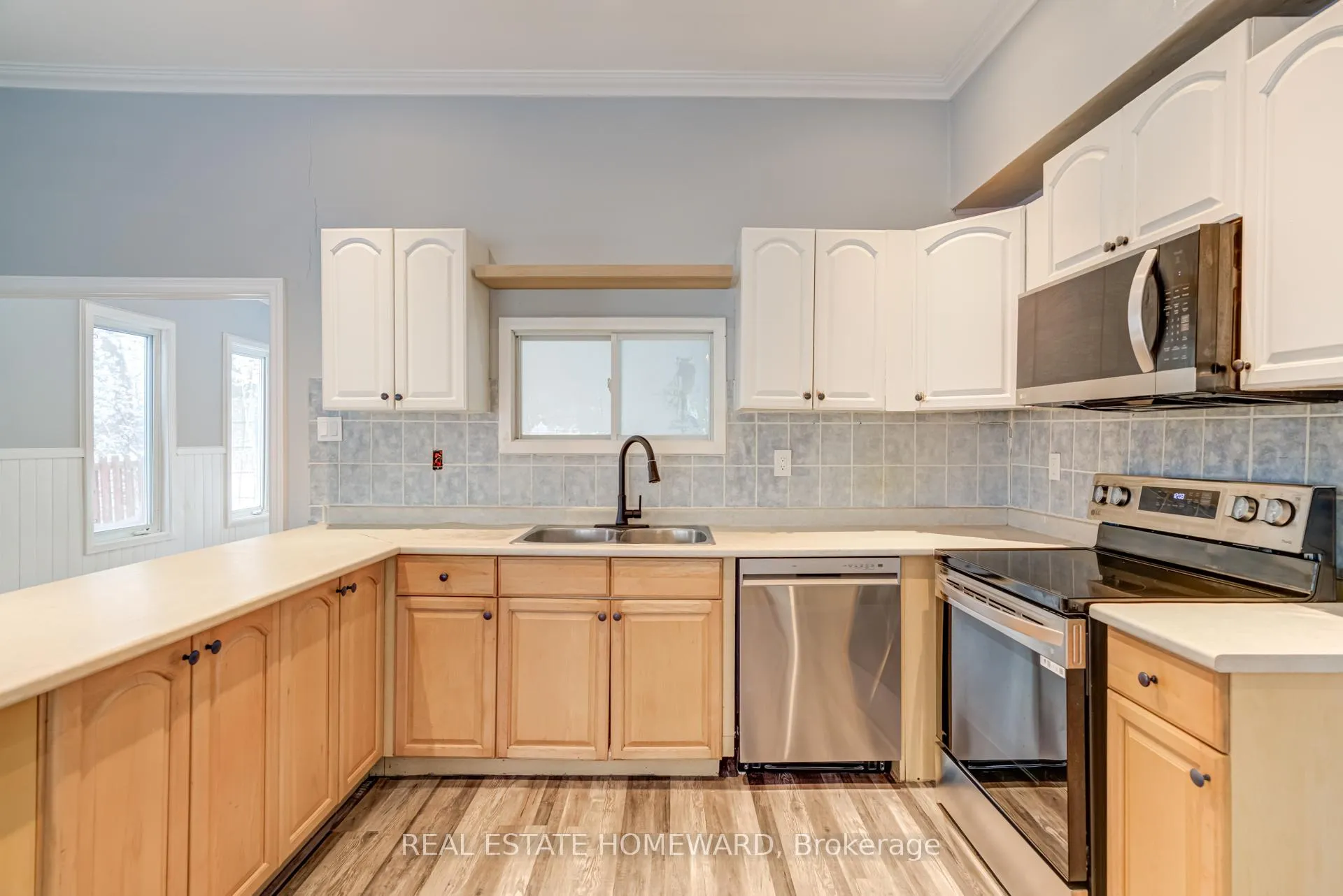Photo 13 of 11 Dover Lane, Scugog, Rural Scugog — HOMEH