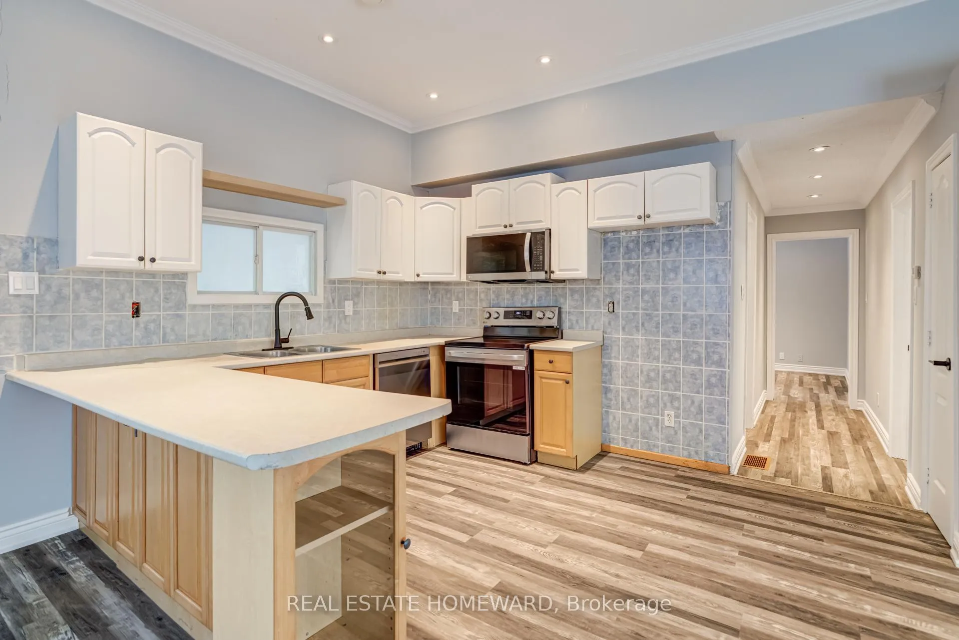 Photo 14 of 11 Dover Lane, Scugog, Rural Scugog — HOMEH